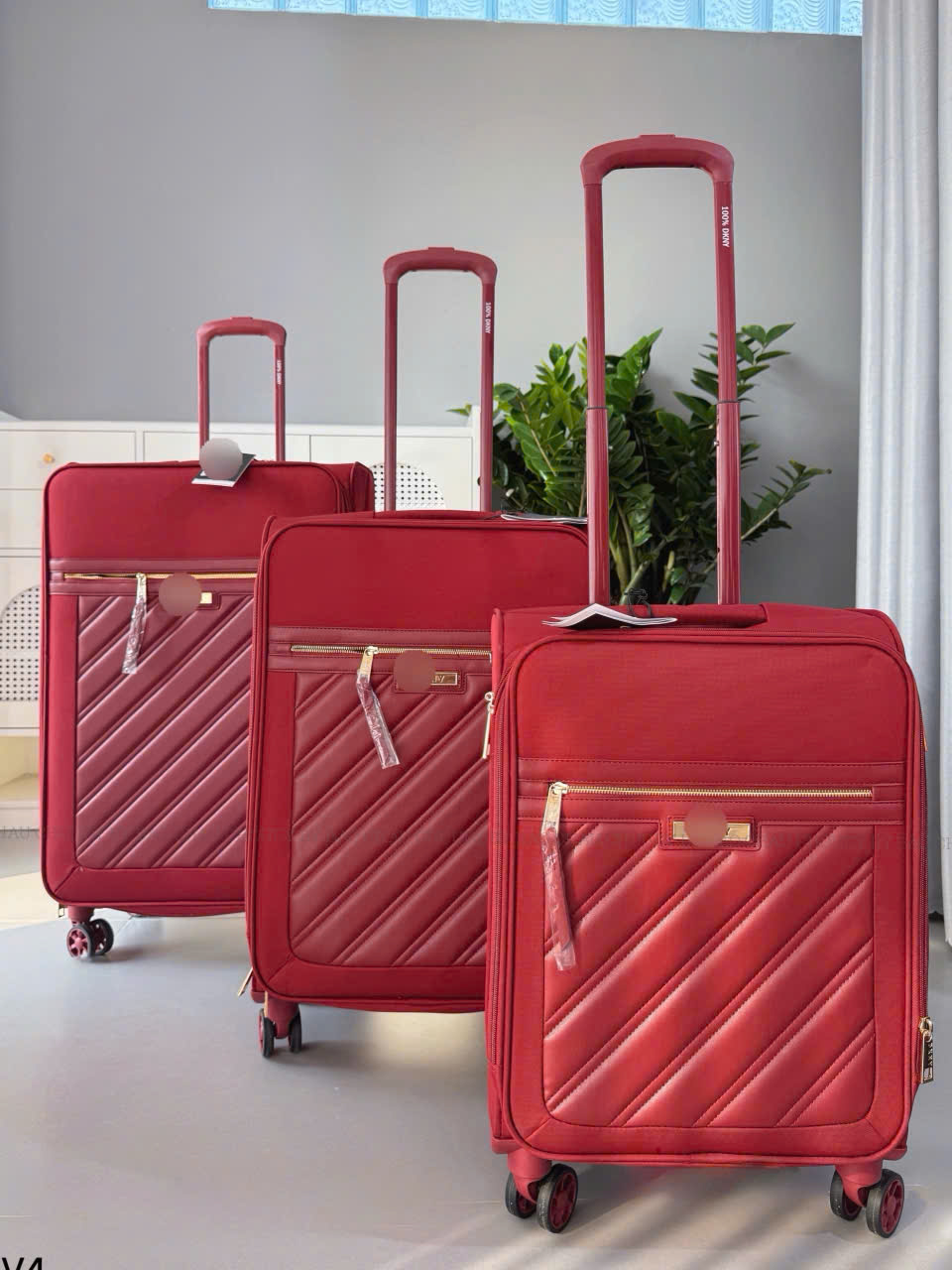 V4 VALI ĐỎ_thumbnail_0