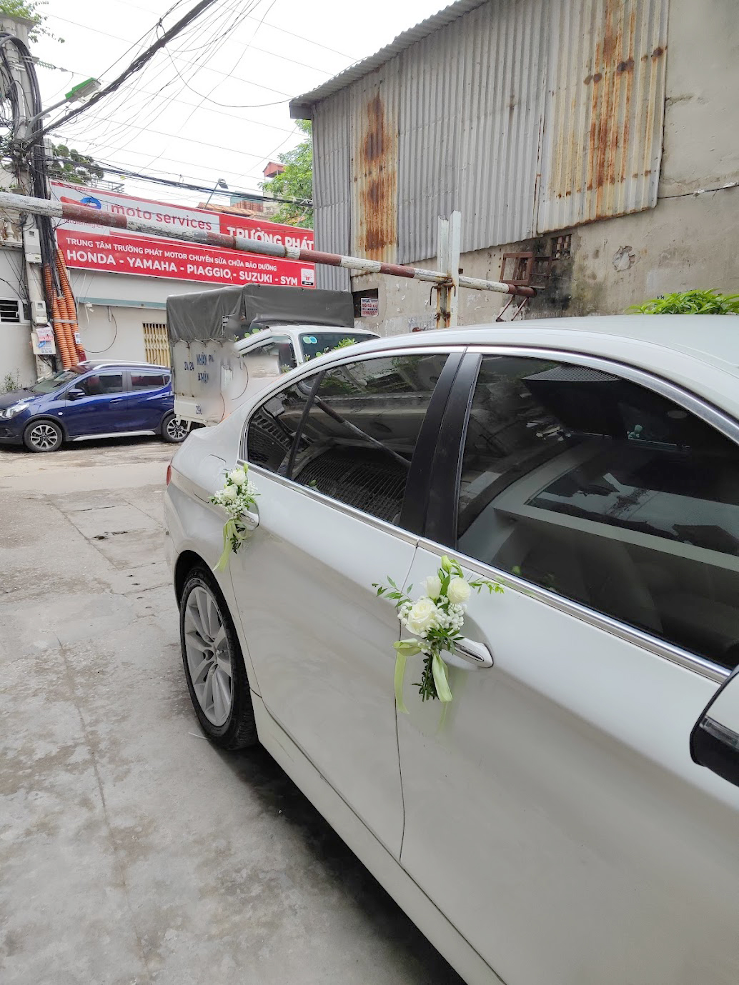Wedding Car - Hoa mix tone trắng 02_thumbnail_2