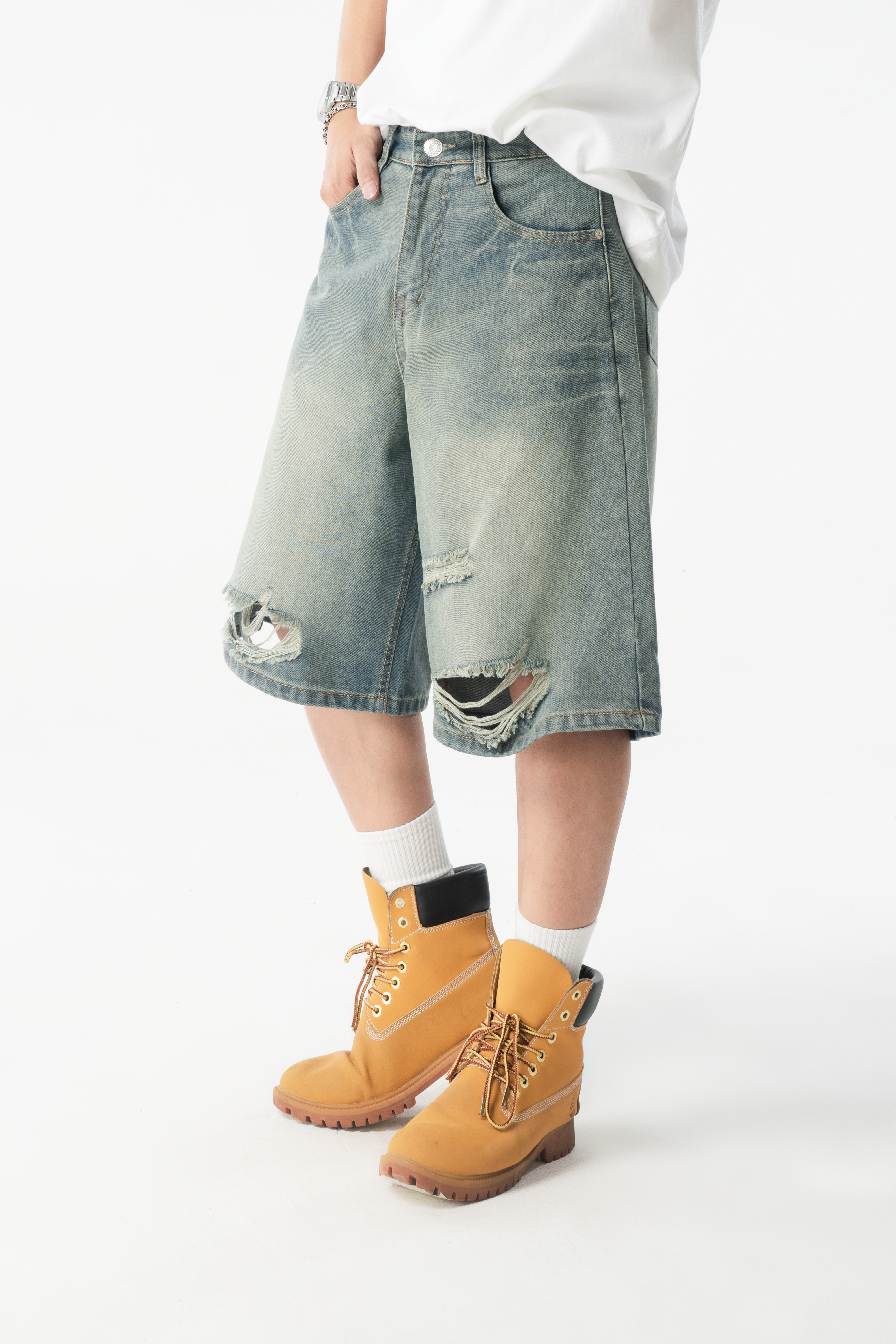 Quần short lửng BRUZE phối wash hoạt tiết rách, form rộng phù hợp nam và nữ_thumbnail_1