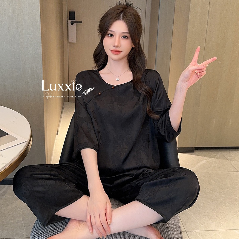 N121 Pijama lụa sườn xám đen tay lửng