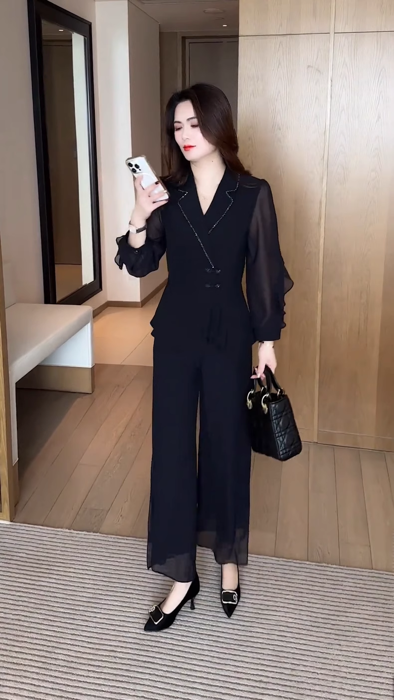 16612-Set bộ voan đen  tay  dài cổ vest cách điệu ( voan, lót)_thumbnail_1