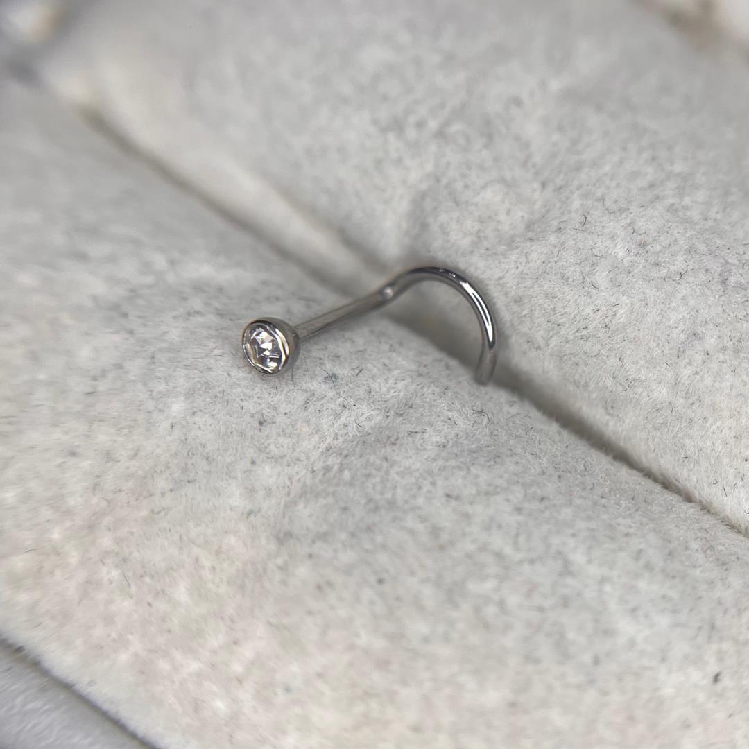 Mũi C kim cương trắng dán size 2._thumbnail_2