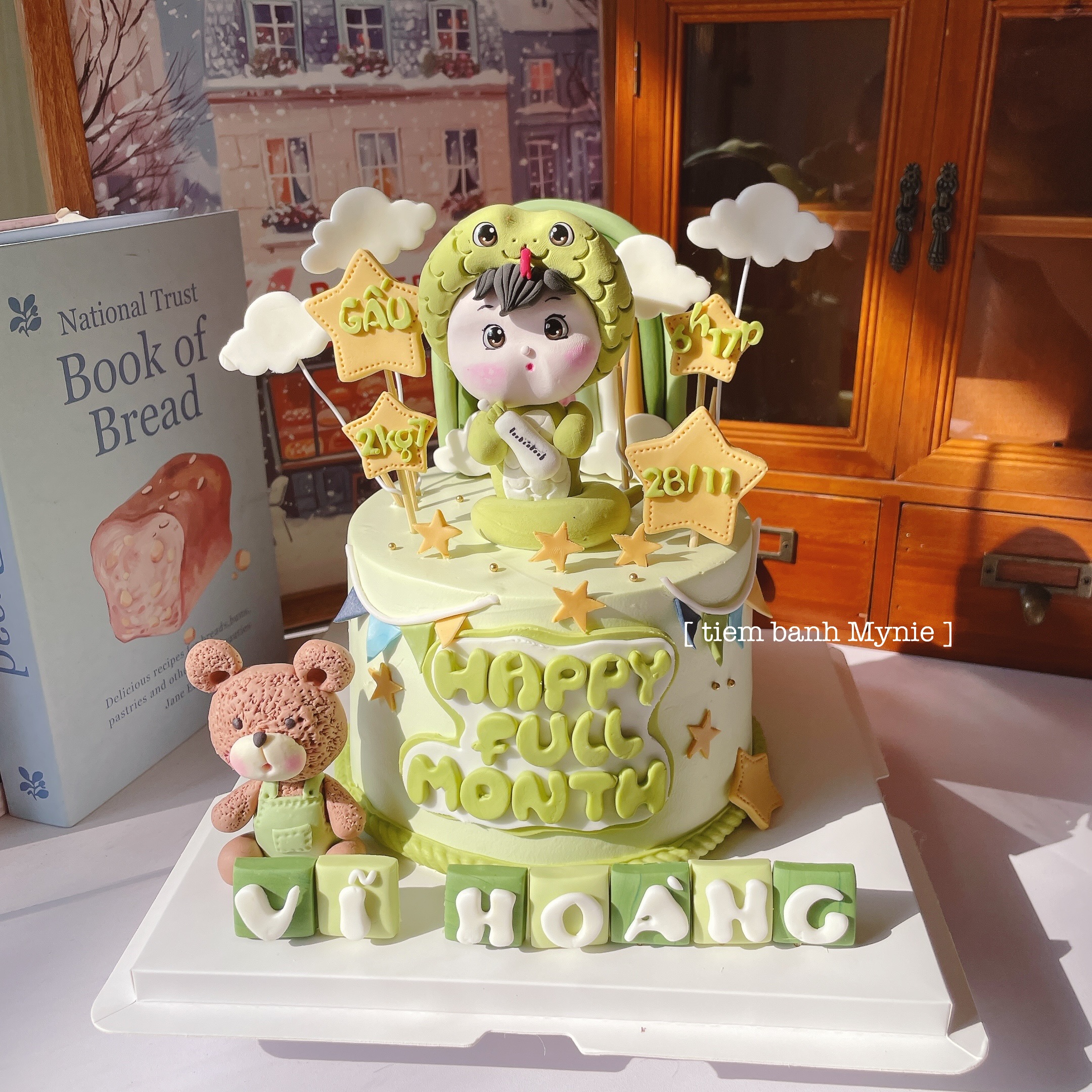 Bánh nặn bé trai tuổi rồng