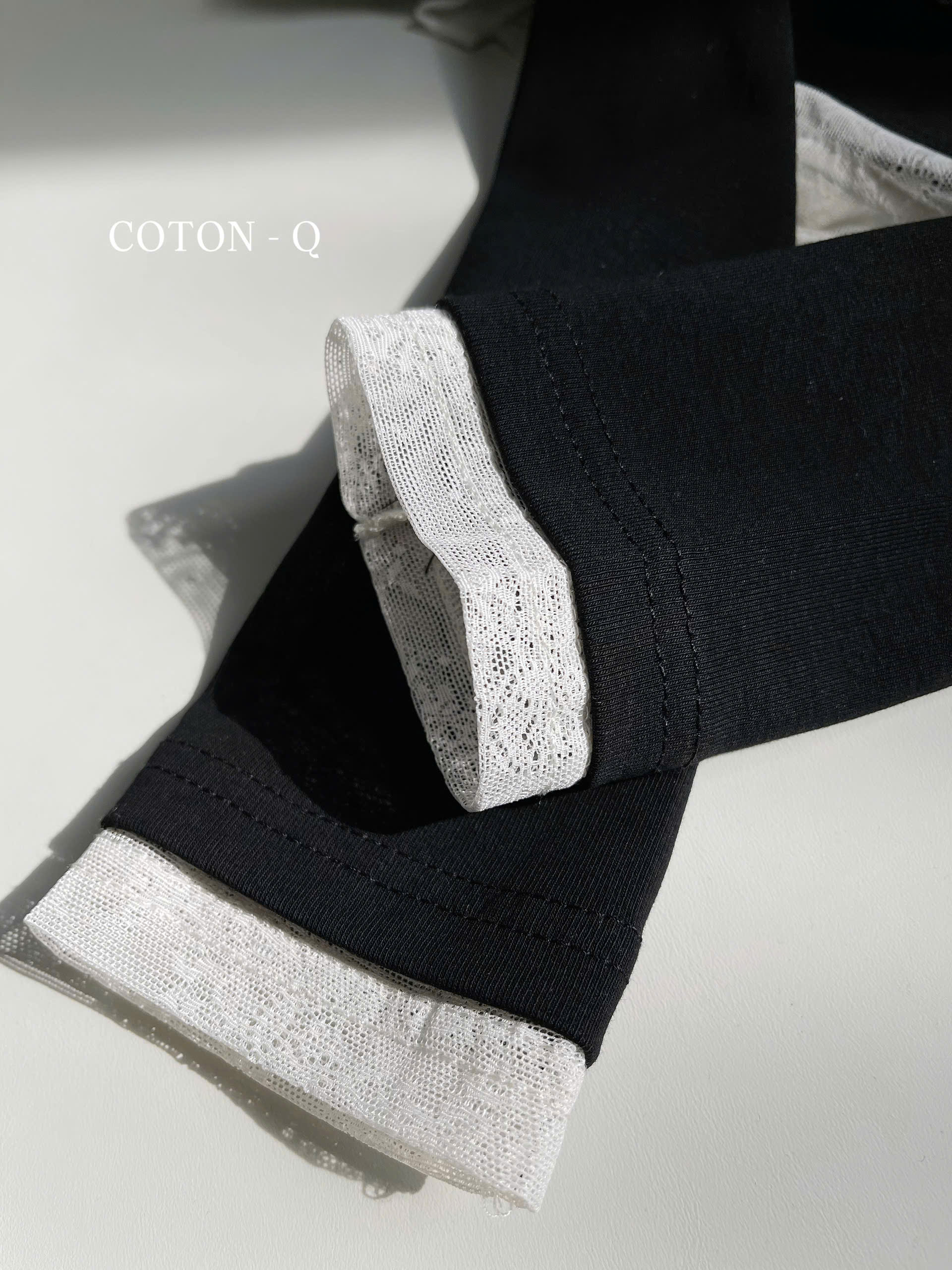 HA530 - Áo tay dài phối ren đen