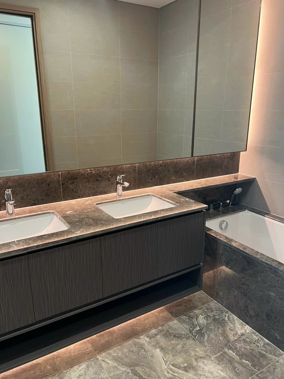 Cho thuê căn hộ The River Thủ Thiêm full nội thất như hình giá chỉ 28tr/tháng _ NTCB giá 21tr_thumbnail_4