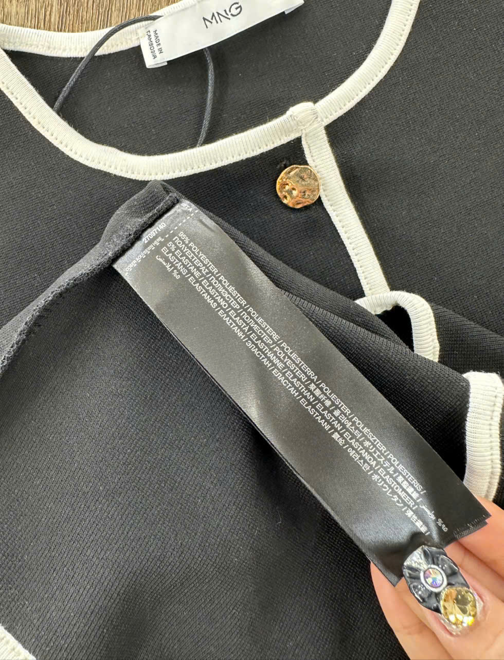 A51 ÁO KIỂU ĐEN_thumbnail_3