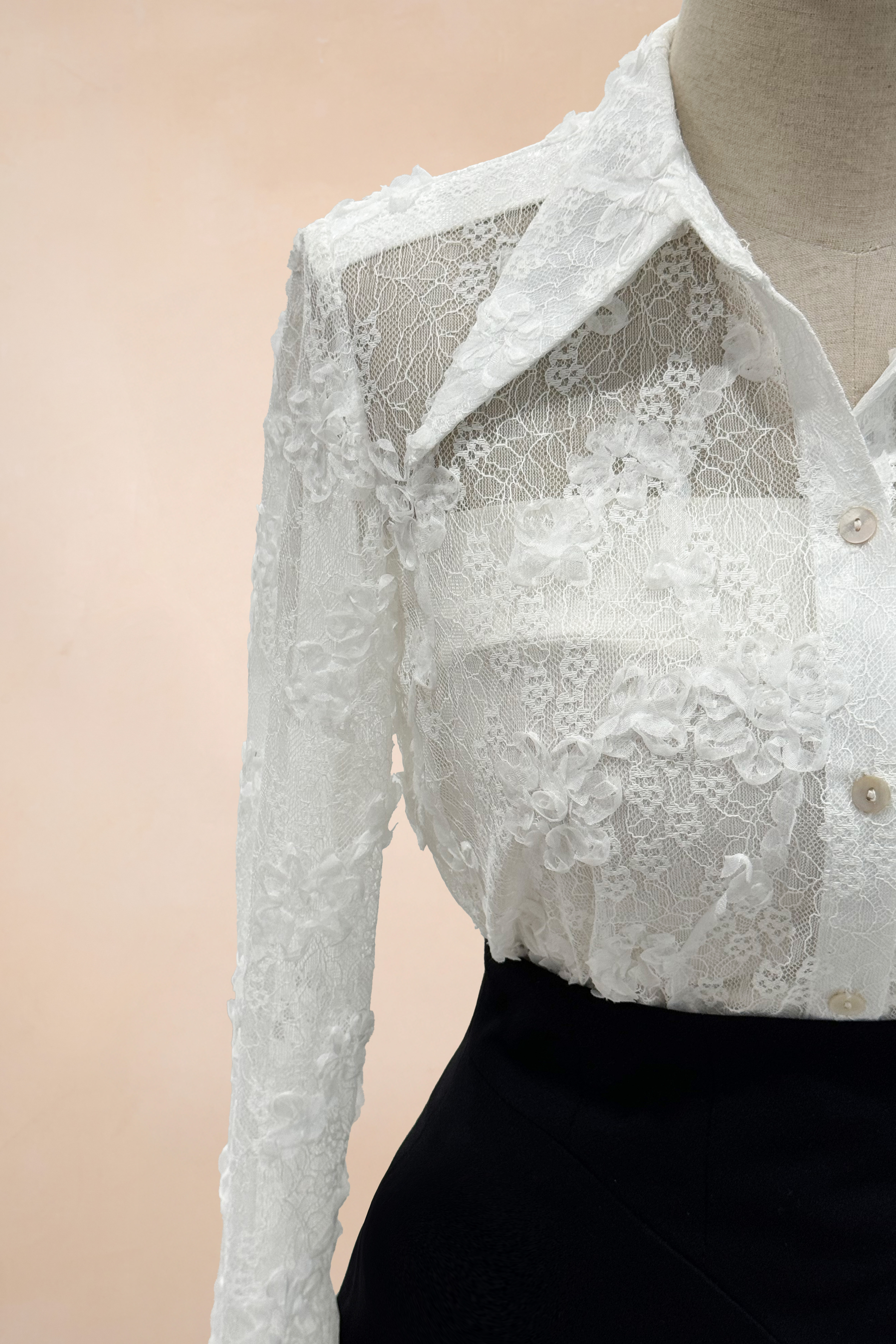 Sơ Mi Ren Hoa Nổi_thumbnail_2