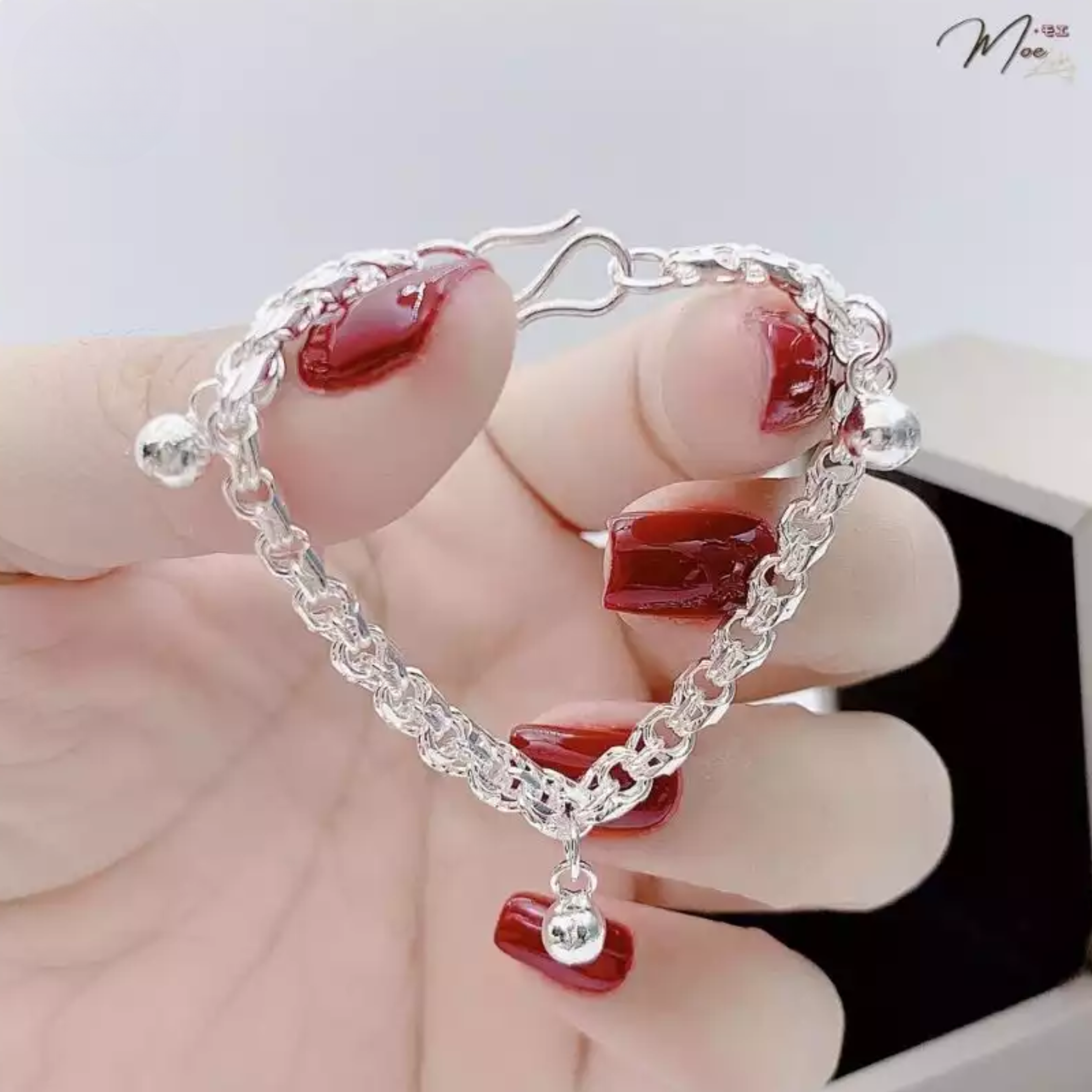 B19 - Lắc tay họng kép mix chuông bạc