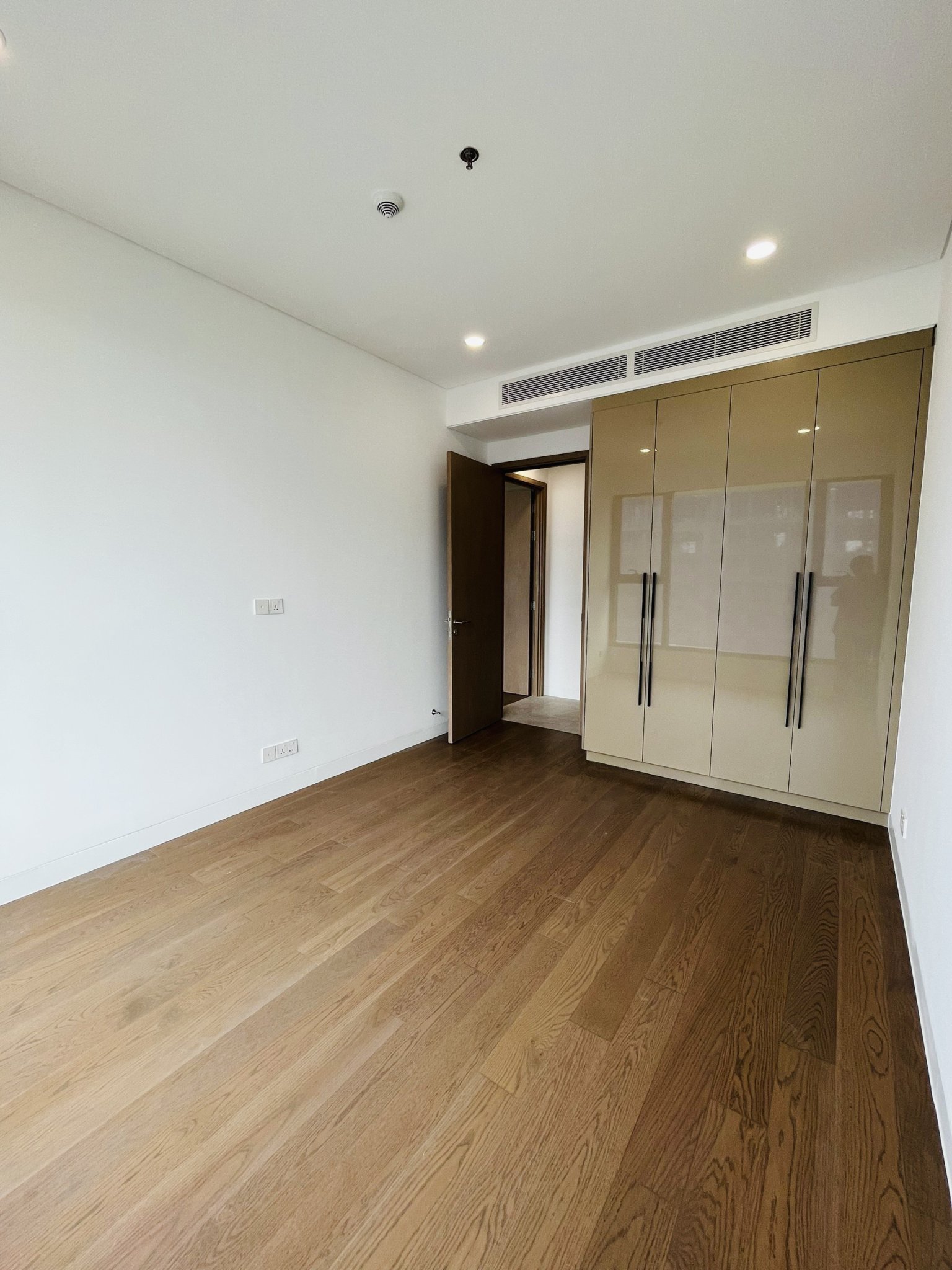 Cho thuê căn hộ The River Thủ Thiêm 2PN full chỉ 25tr/tháng giá siêu tốt! _thumbnail_2