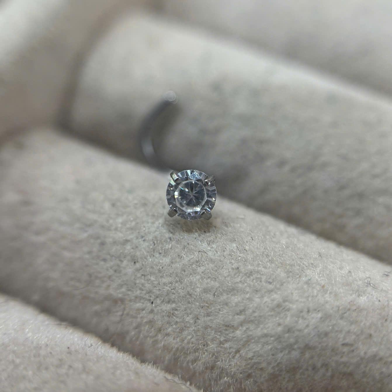 Mũi c kim cương trắng chấu size 3._thumbnail_1