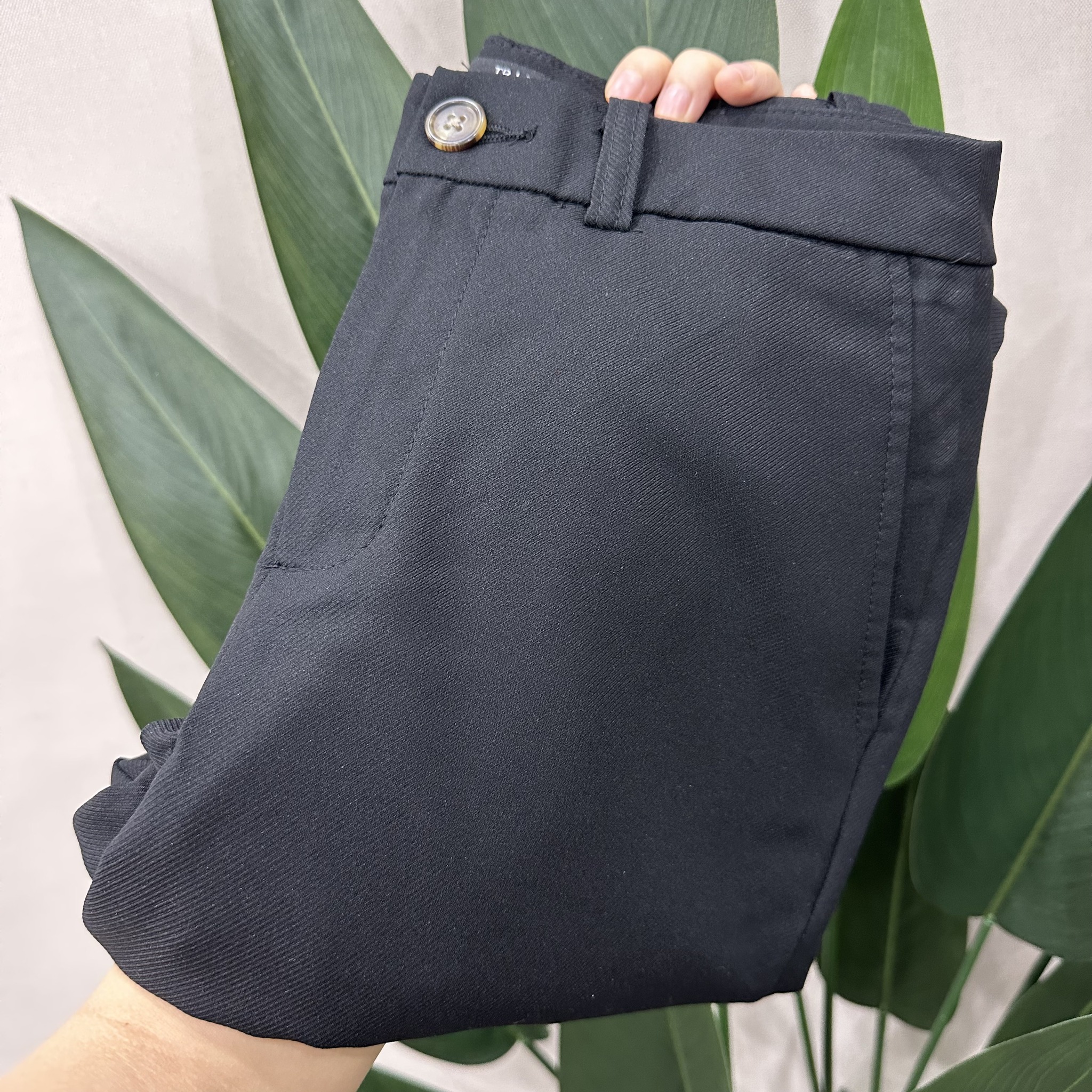 QUAN NU Q392_thumbnail_1