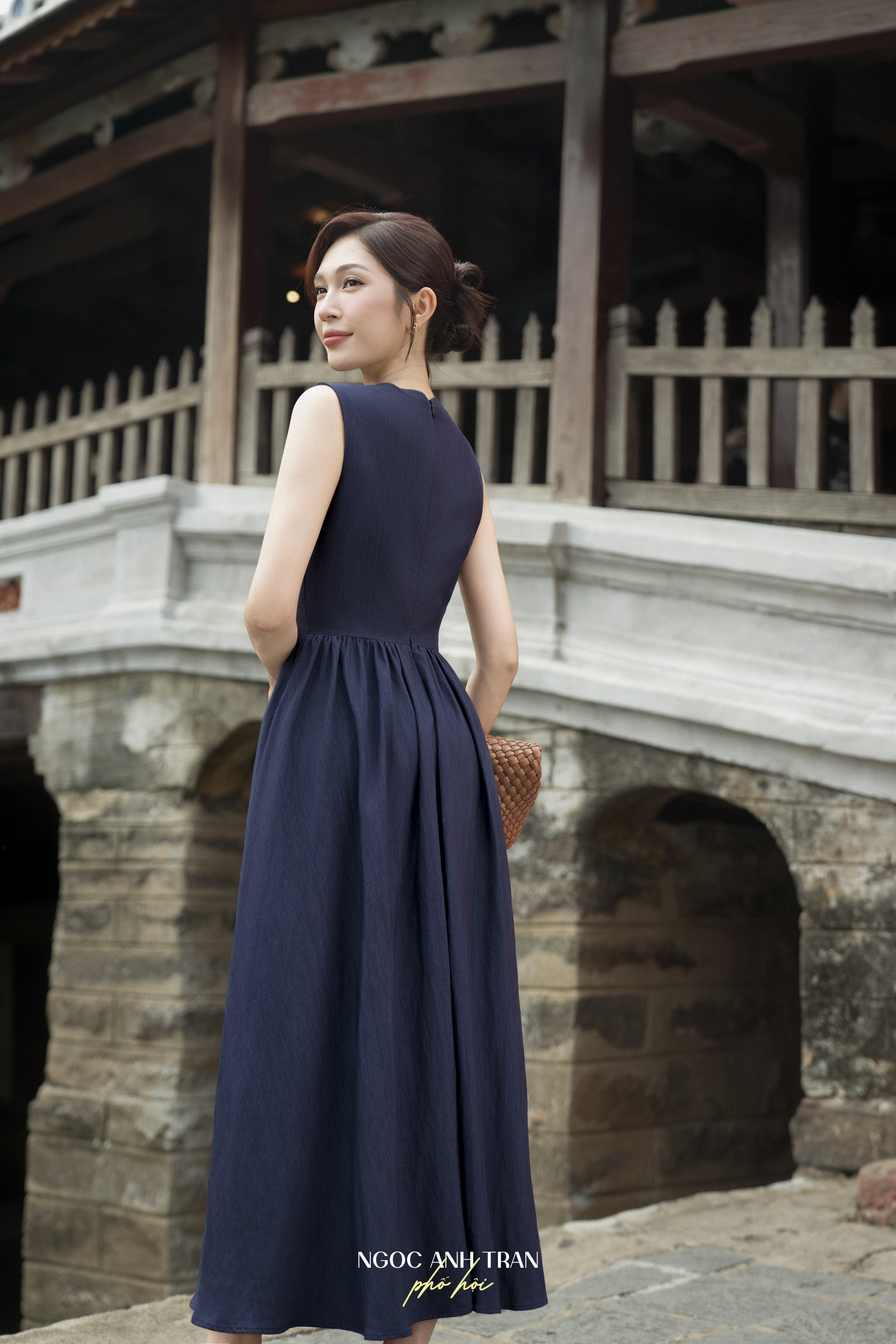 D123 - Váy xanh navy cúc kiểu Hội An_thumbnail_4