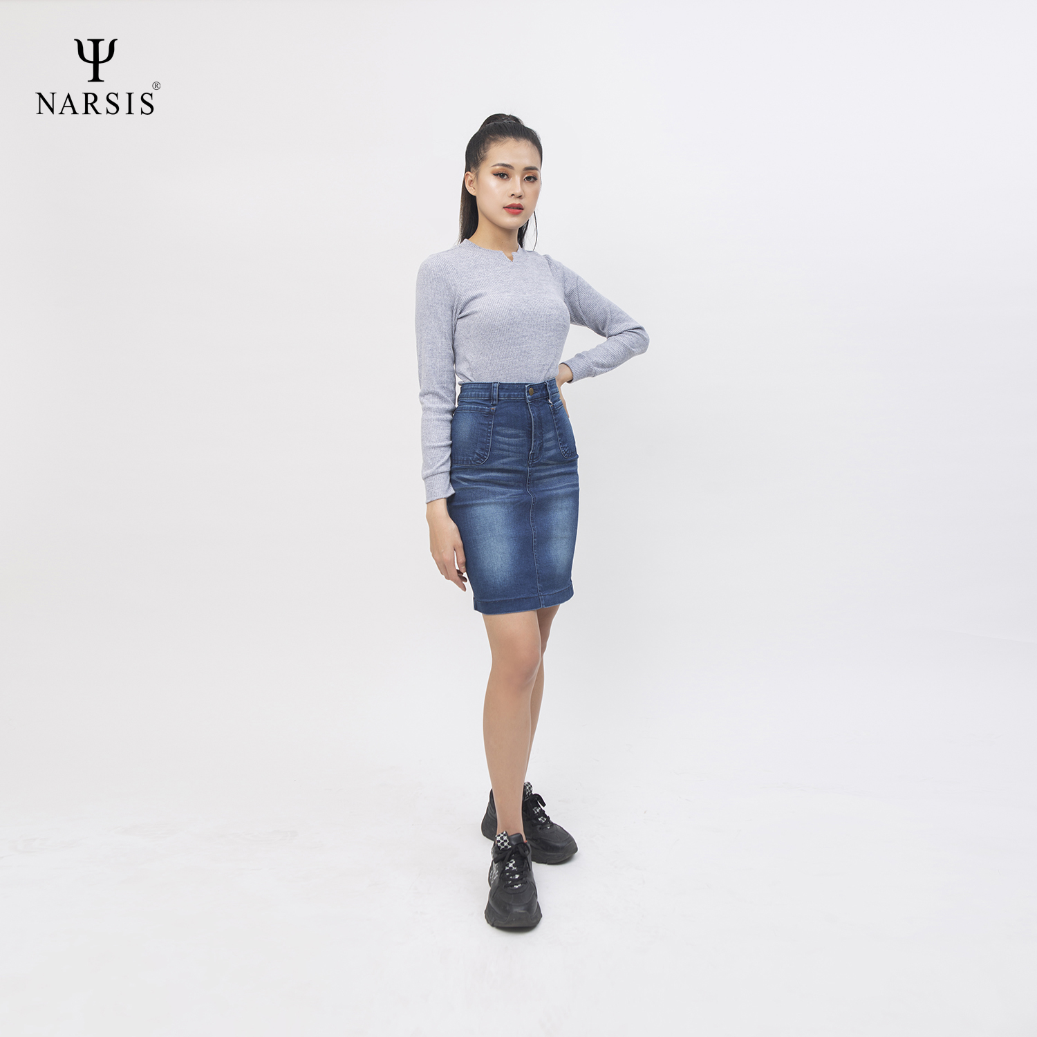 VÁY NỮ B8004 NARSIS CHẤT LIỆU JEAN BỀN BỈ, CÁ TÍNH, TRẺ TRUNG, THỜI TRANG, TRẺ TRUNG, THỜI TRANG