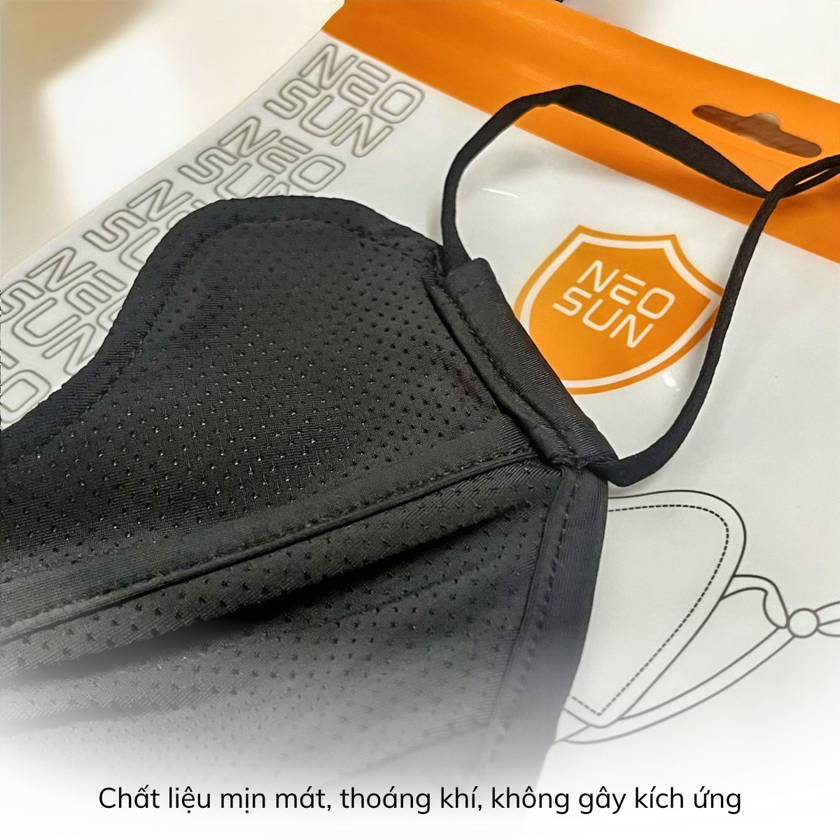 Khẩu trang chống tia UV Neo Sun màu đen mịn mát thoáng khí_thumbnail_3