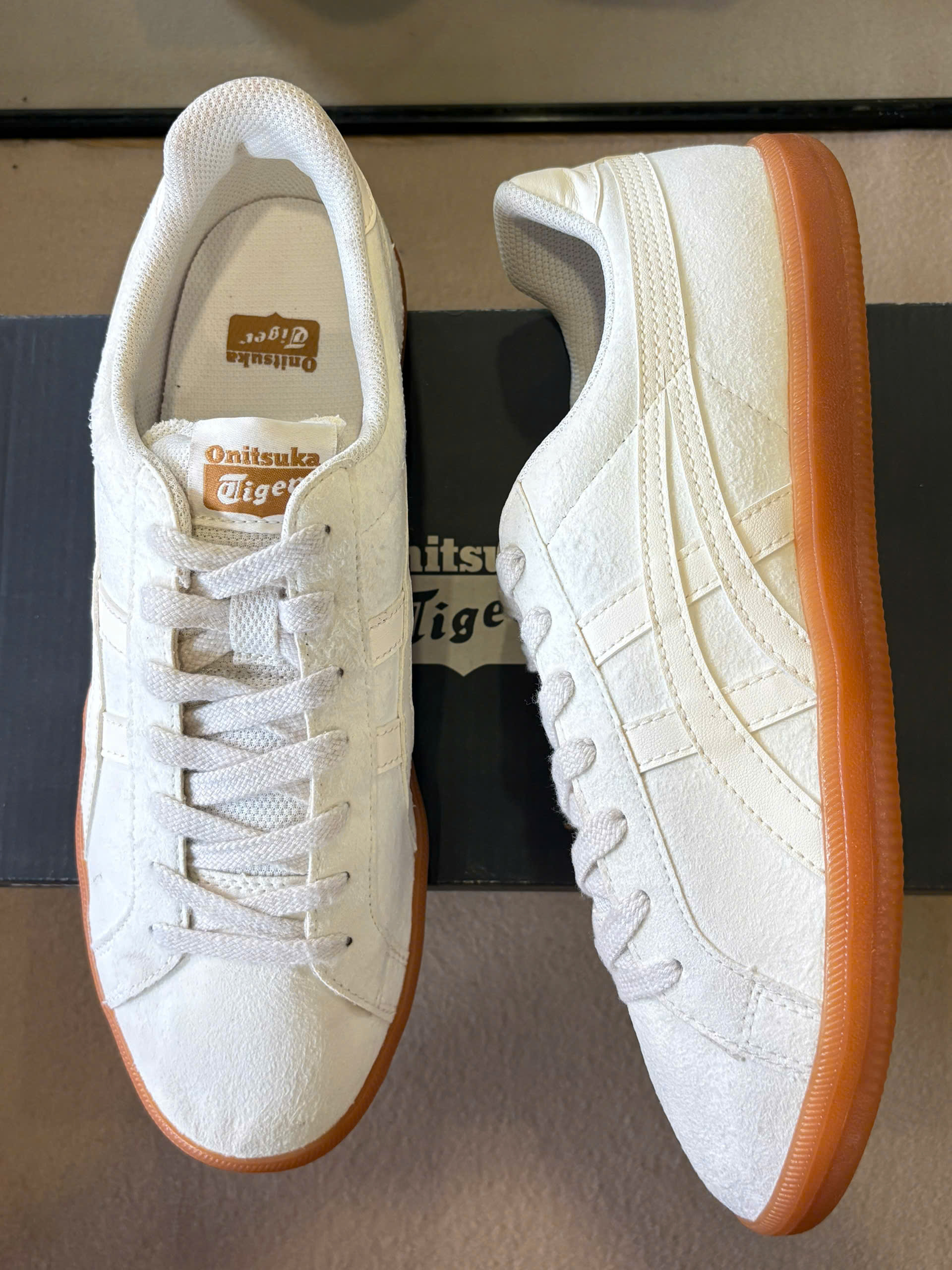 Onitsuka Tiger DD Trainer Heritage Sneaker 1183A582-250 - Beige/White_thumbnail_2