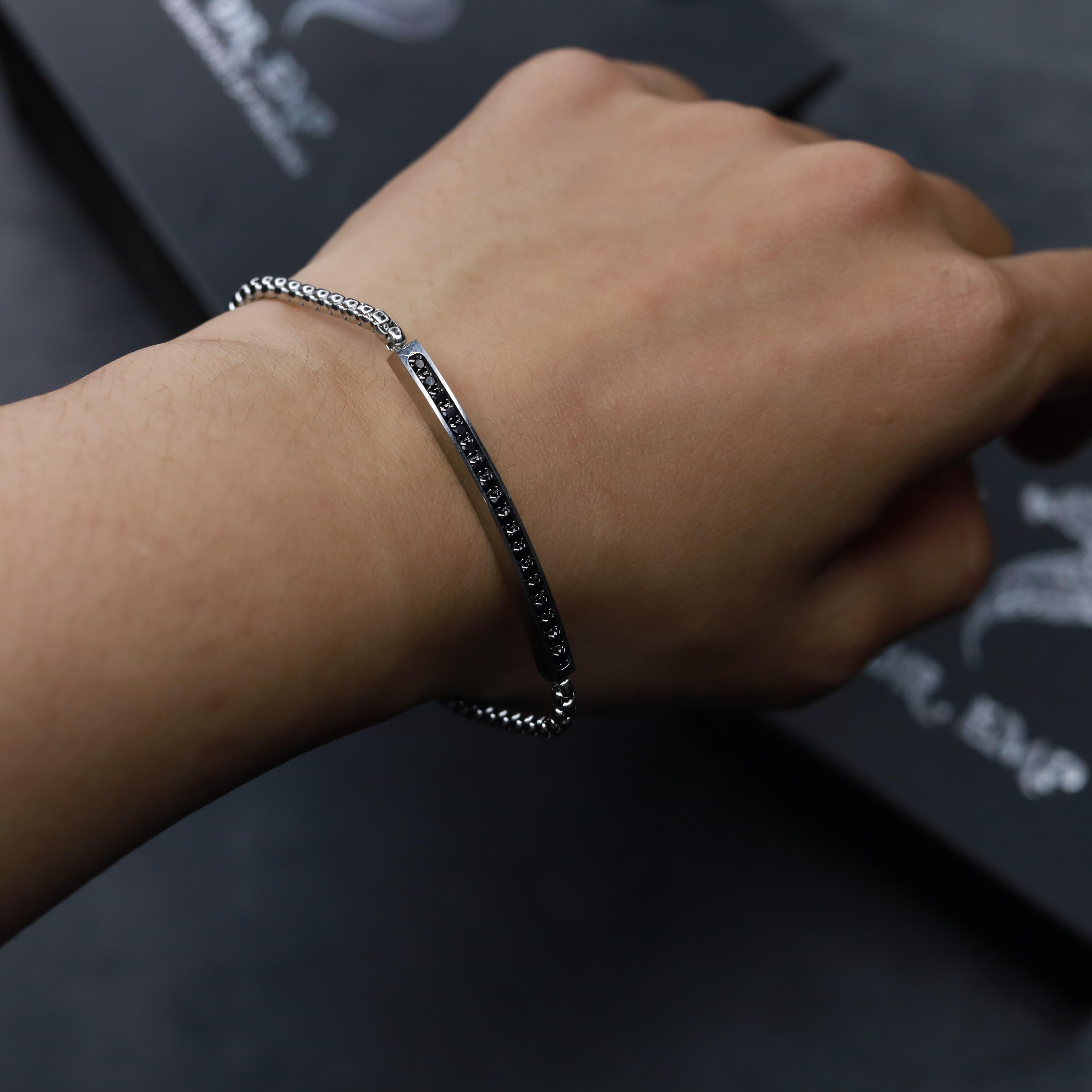 Vòng tay kim cương đen_thumbnail_2