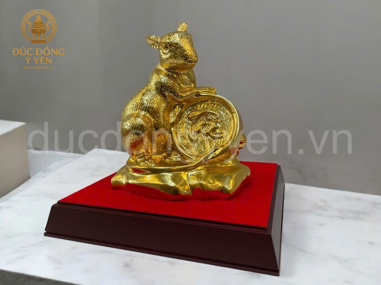 Tượng phong thủy chuột ôm chữ tài thiếp vàng 9999_thumbnail_1