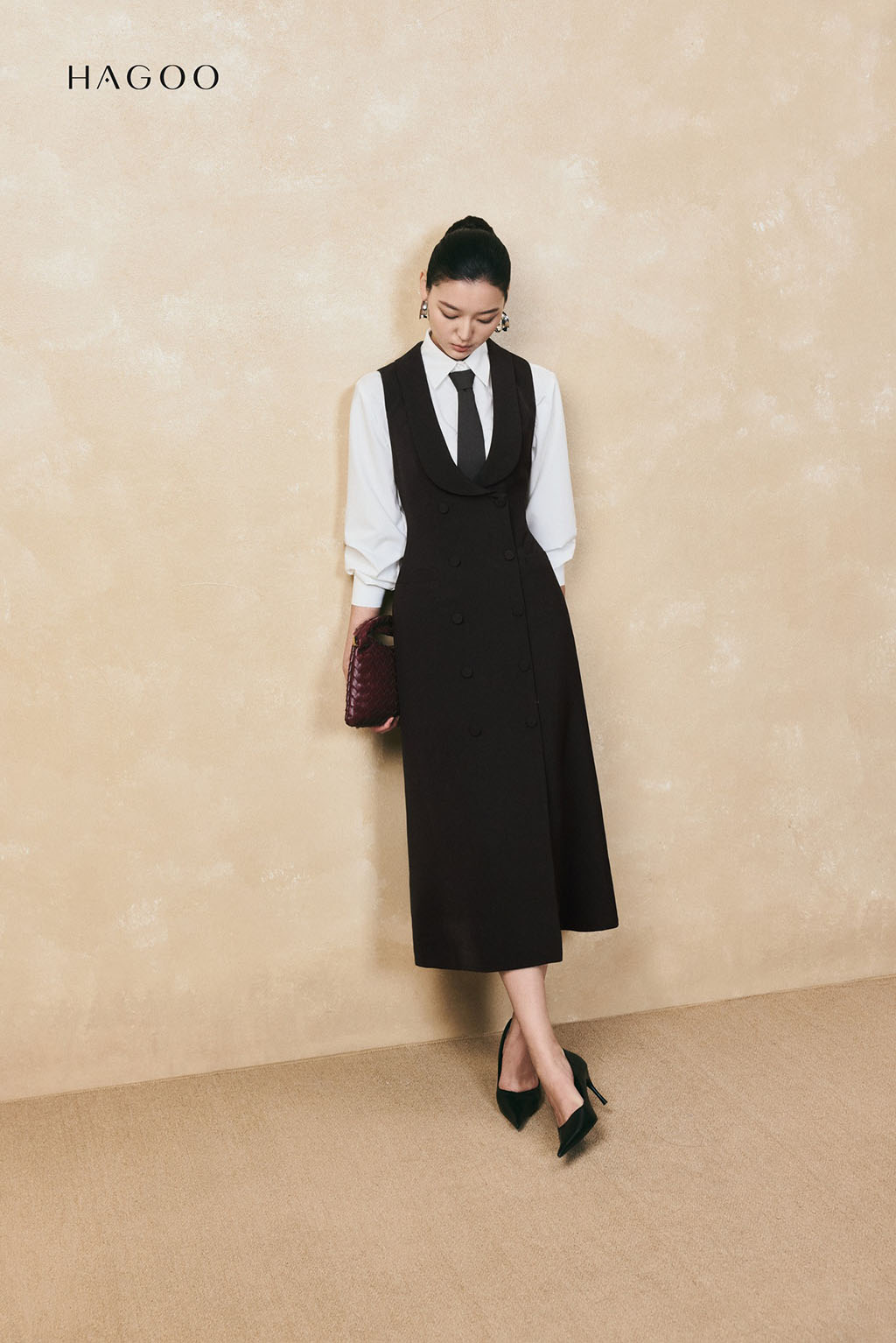 Váy Gile đính nẹp hai hàng khuy HAGOO_thumbnail_3