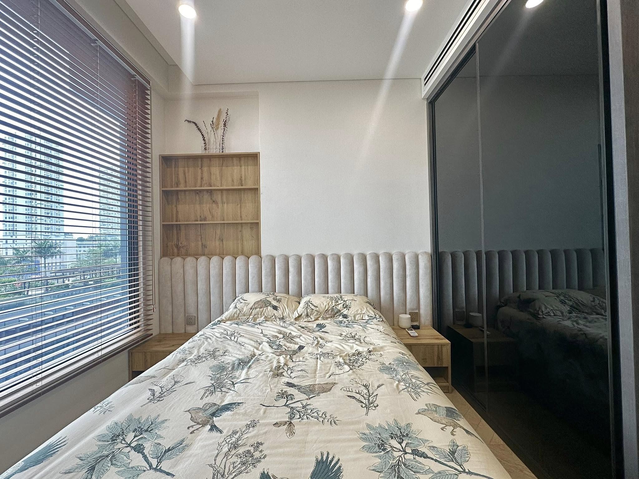 Cho thuê căn hộ 2 phòng ngủ Lumiere Riverside view ngắm thành phố rất đẹp_thumbnail_3