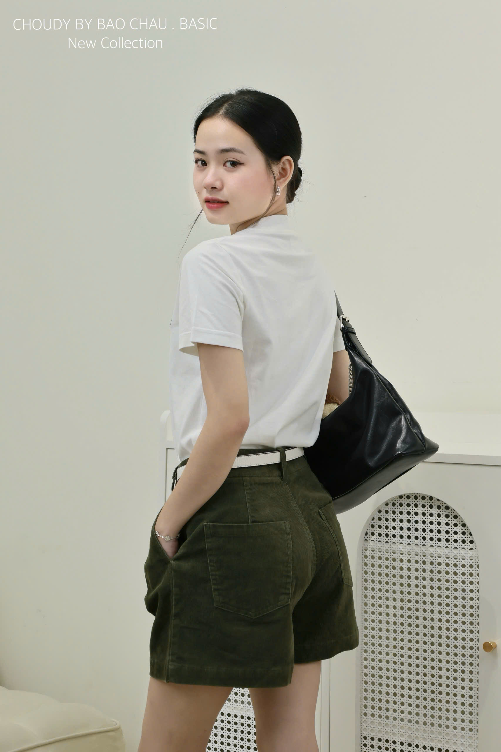 SALE U234 QUẦN SHORT NHUNG 7 MÀU_thumbnail_11