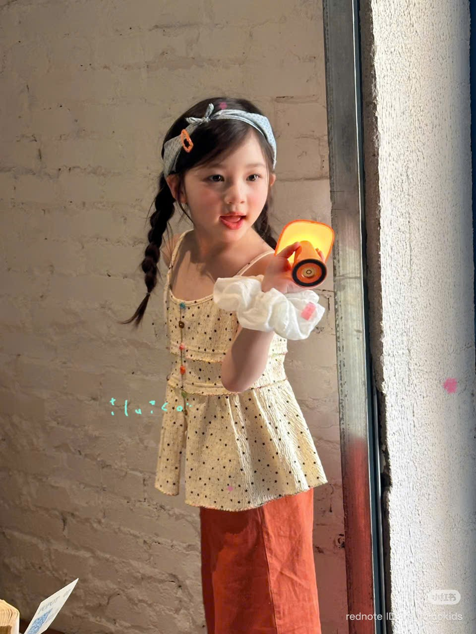 A1 - Áo hai dây thun bi đính nút hãng iLuico