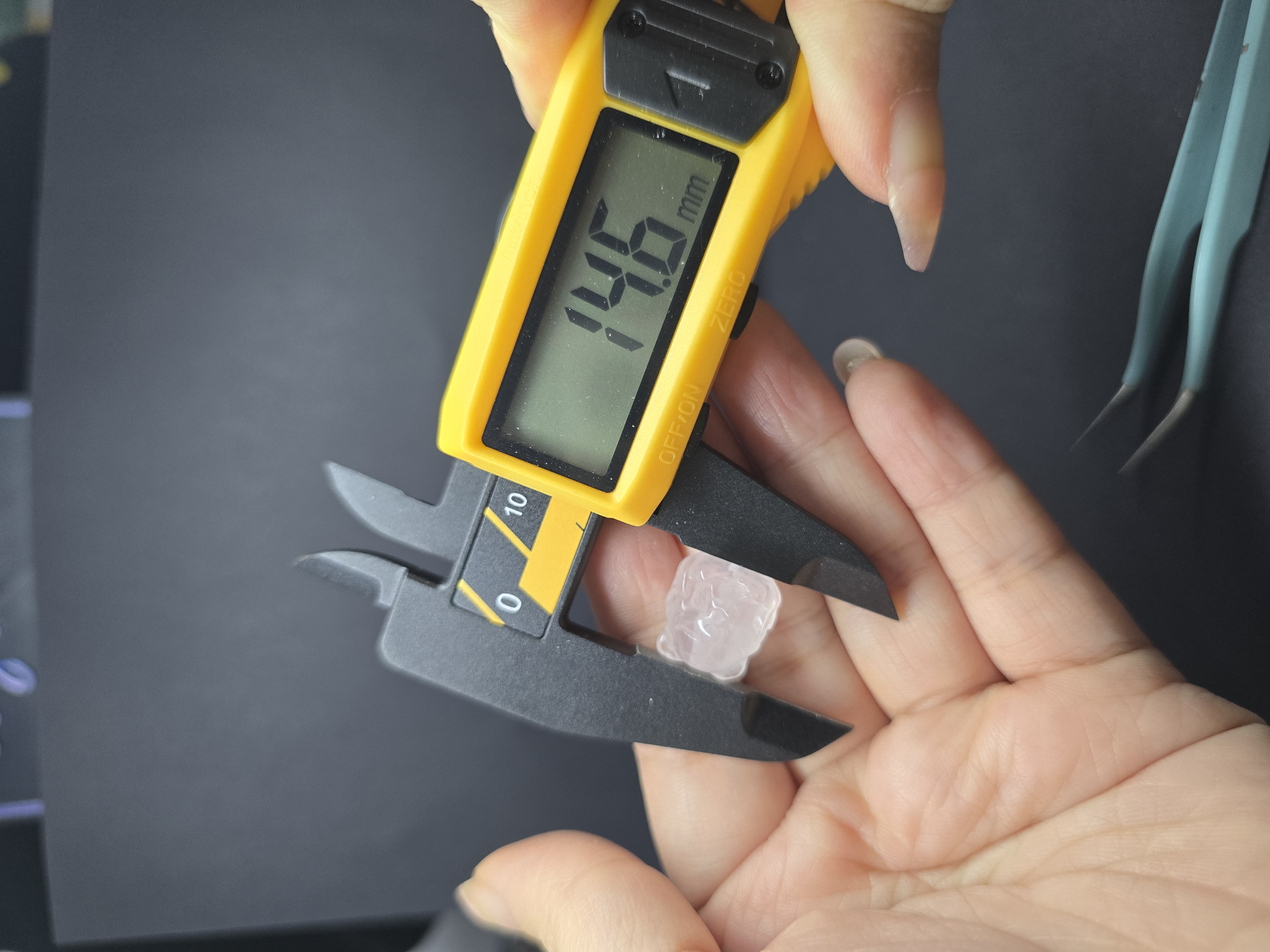 Charm Hạt Lẻ Thạch Anh Hồng - Hồ Ly Cửu Vỹ Cả Khối (Đã Xỏ Lỗ - Bán Lẻ 1 Viên)_thumbnail_4