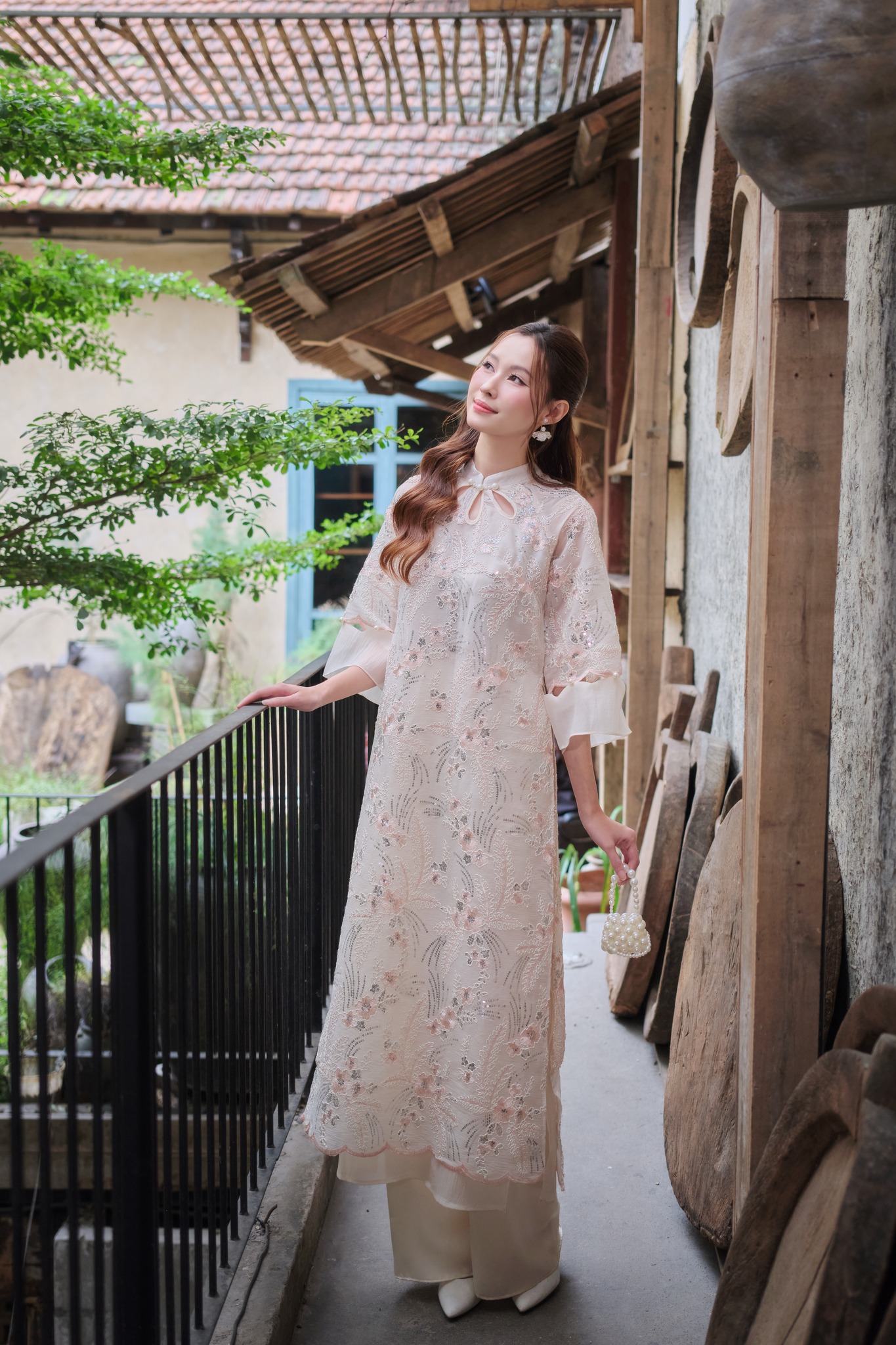 Áo dài Tố Trân_thumbnail_2