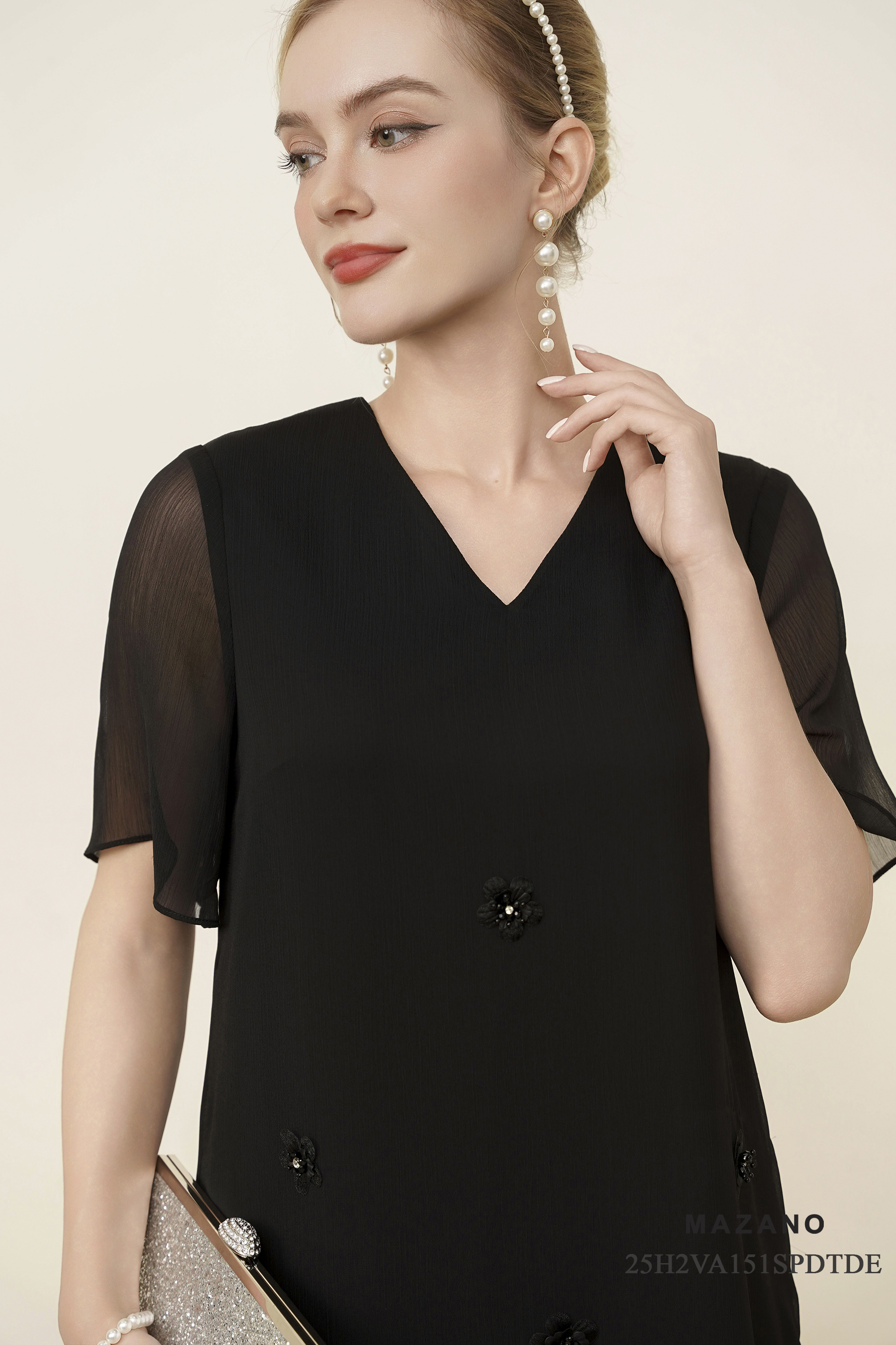 Váy Đầm suông A Vải voan  mỏng Đính trang trí bố cục trên thân Cổ  V Tay ngắn Dài váy qua bắp_thumbnail_2