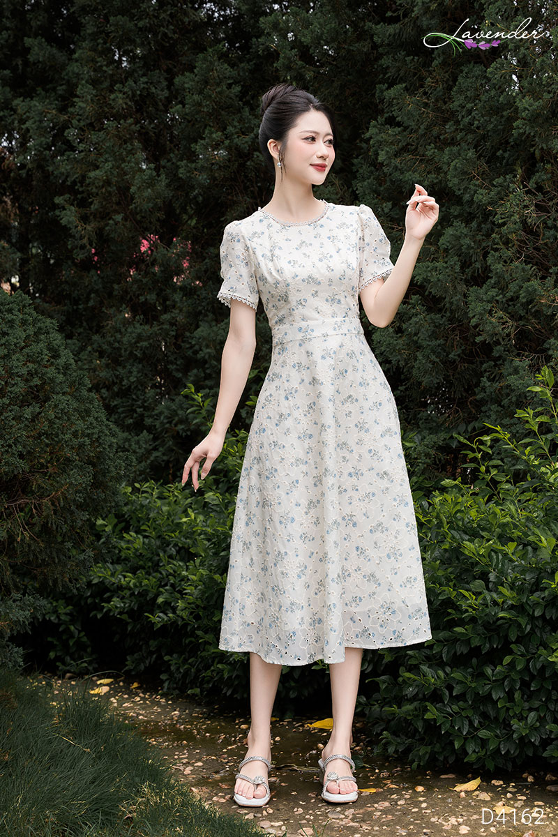 Đầm trắng tay ngắn hoa thêu cổ ren D4162_thumbnail_4