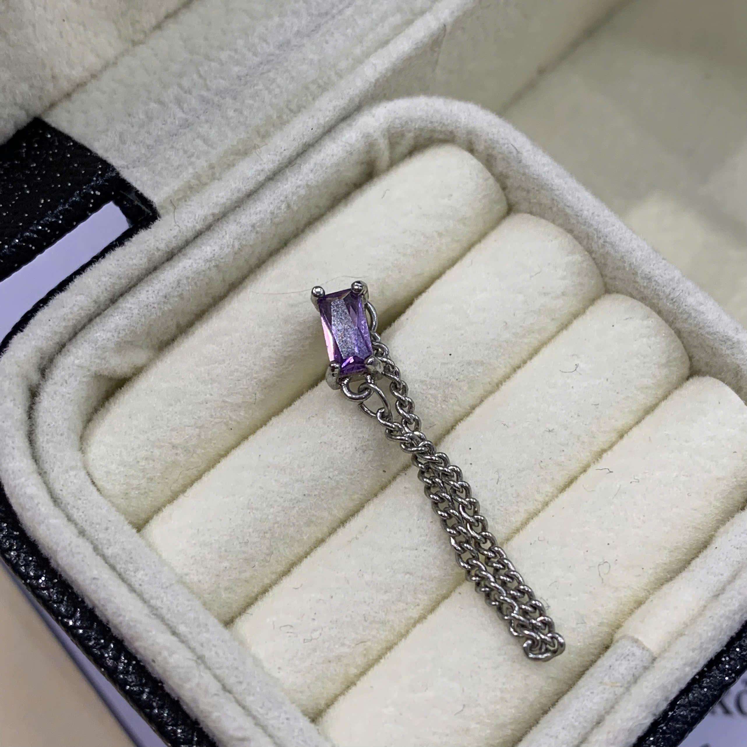 Khuyên kiểu xích tím đậm chữ nhật._thumbnail_1