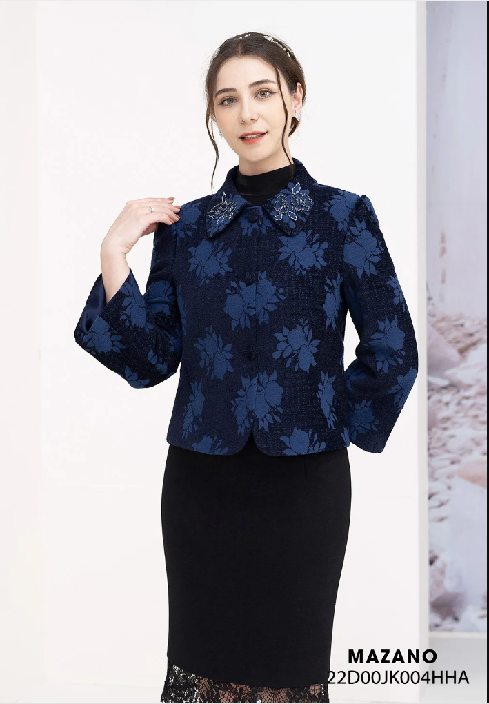 Áo khoác ngắn đính cườm trang trí cổ_thumbnail_2