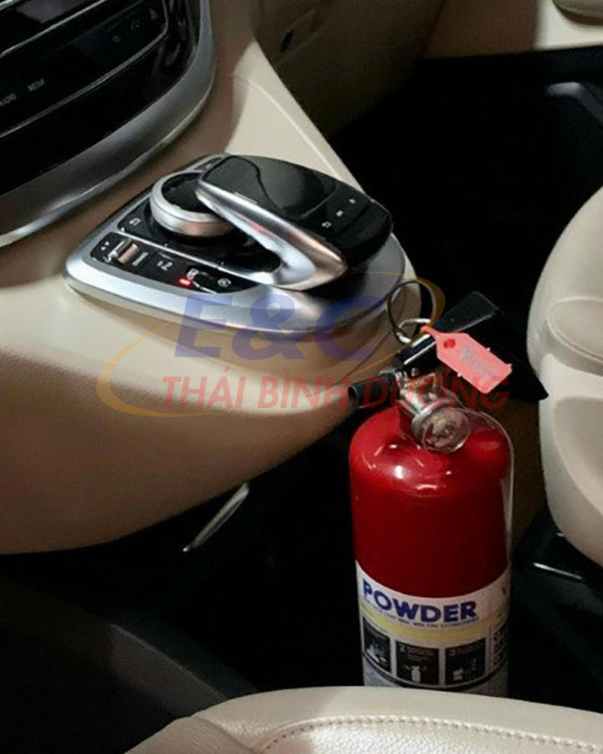 Bình chữa cháy bột ABC 1kg VinaFoam VP1 (Tem kiểm định)_thumbnail_1