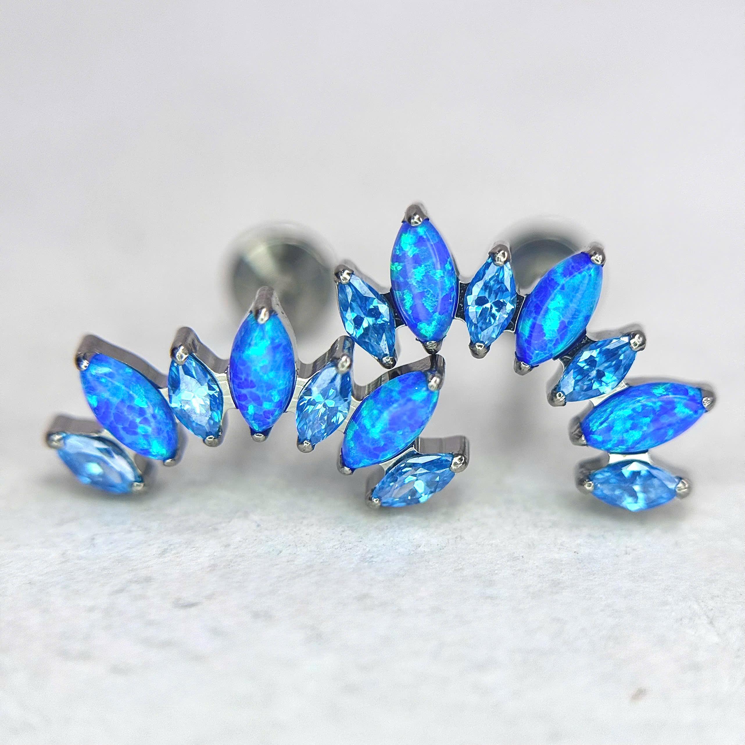 Khuyên kiểu titan 7 đá xanh dương nhọn