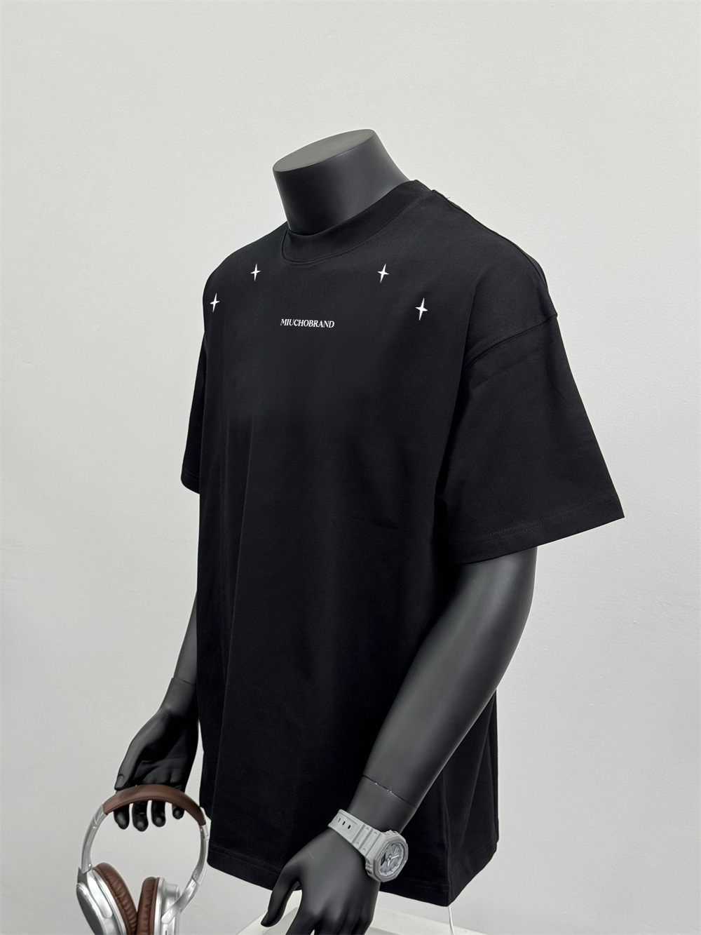 Áo thun nam form rộng local brand ATD1460 Miucho Man vải cotton thoáng mát cổ tròn in artword_thumbnail_5