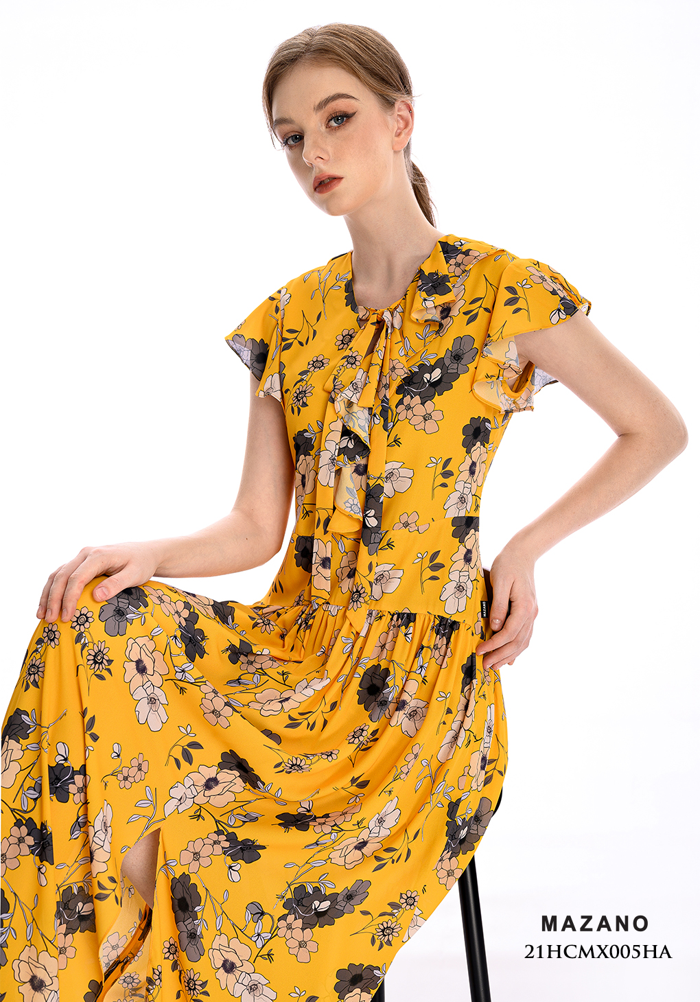 Đầm Maxi vải voan màu vàng in hoạ tiết thiết kế cách điệu_thumbnail_4