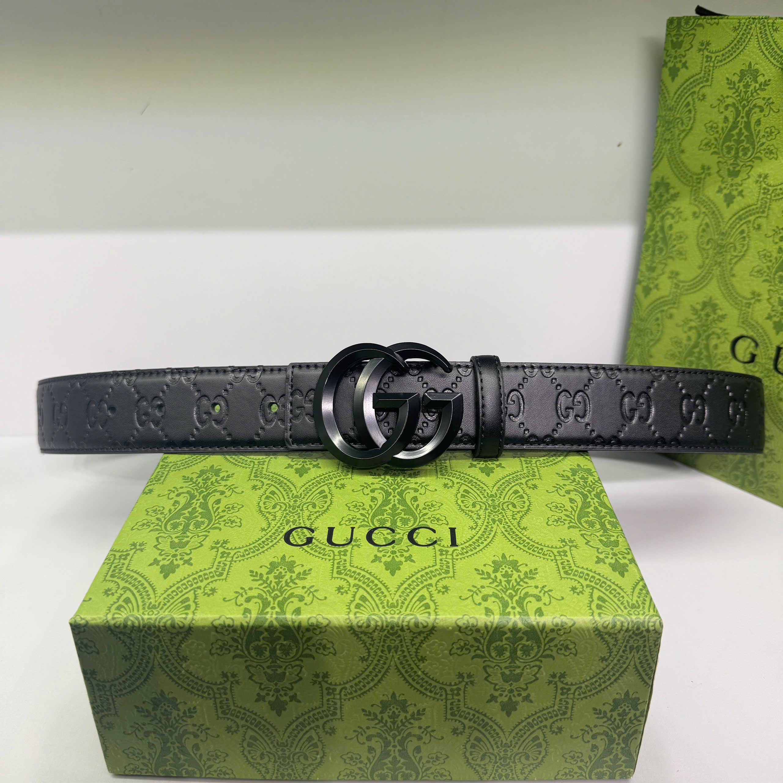 Thắt lưng Gucci GG Embossed Leather Belt with Enamel Buckle_thumbnail_6