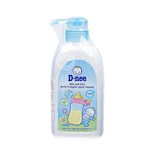 NƯỚC RỬA BÌNH D-nee 600 ML
