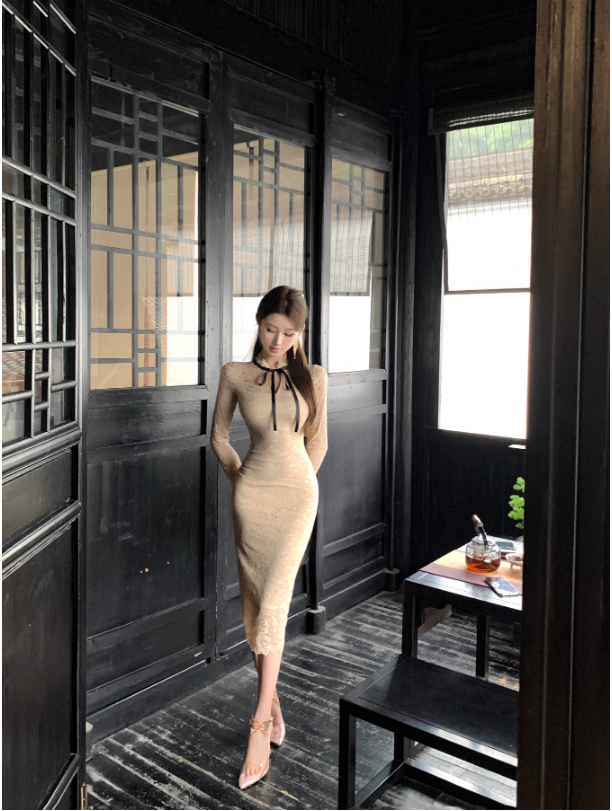Đầm Dáng Ôm Ren Cổ Nơ Thanh Lịch_thumbnail_4