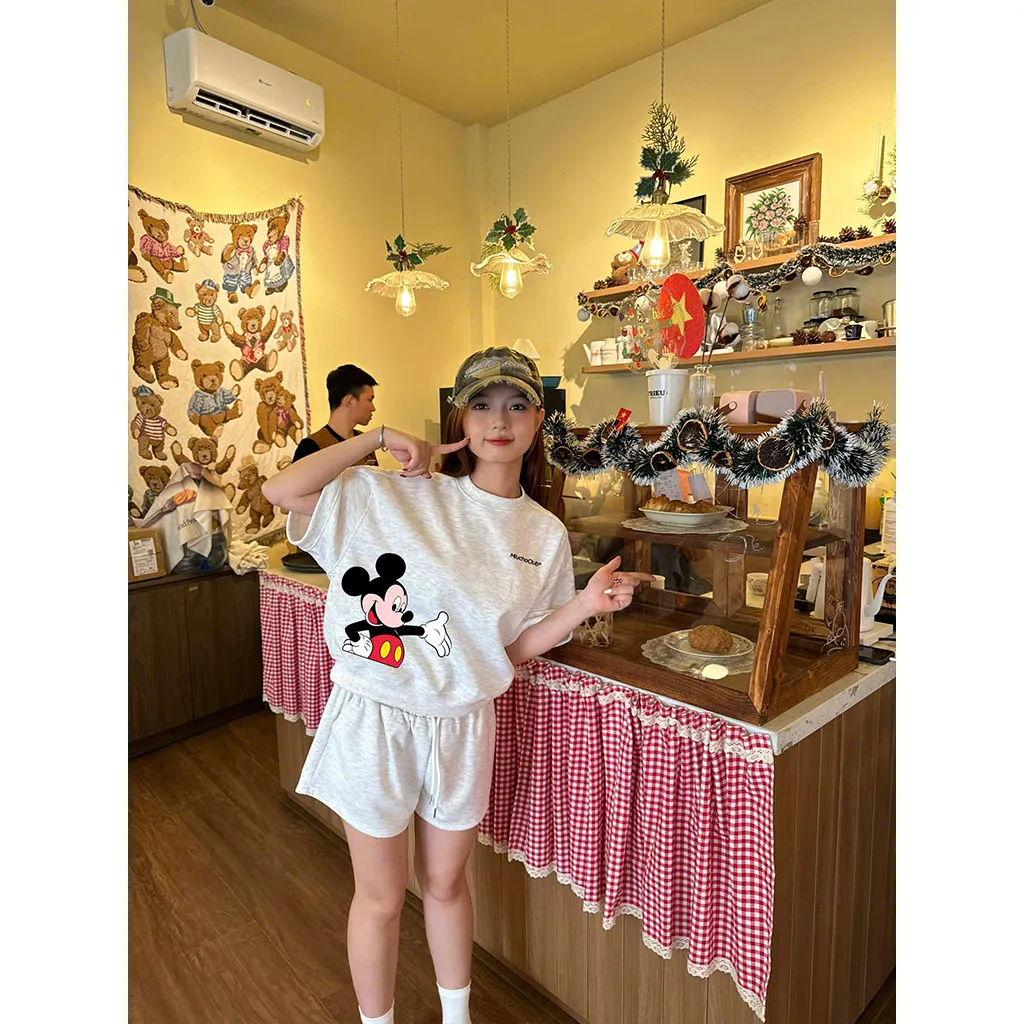 Áo sweater boxy nữ tay ngắn hình chuột mickey 2600 Miucho vải nỉ 2 da thoáng mát tay ngắn cổ tròn in mix_thumbnail_5