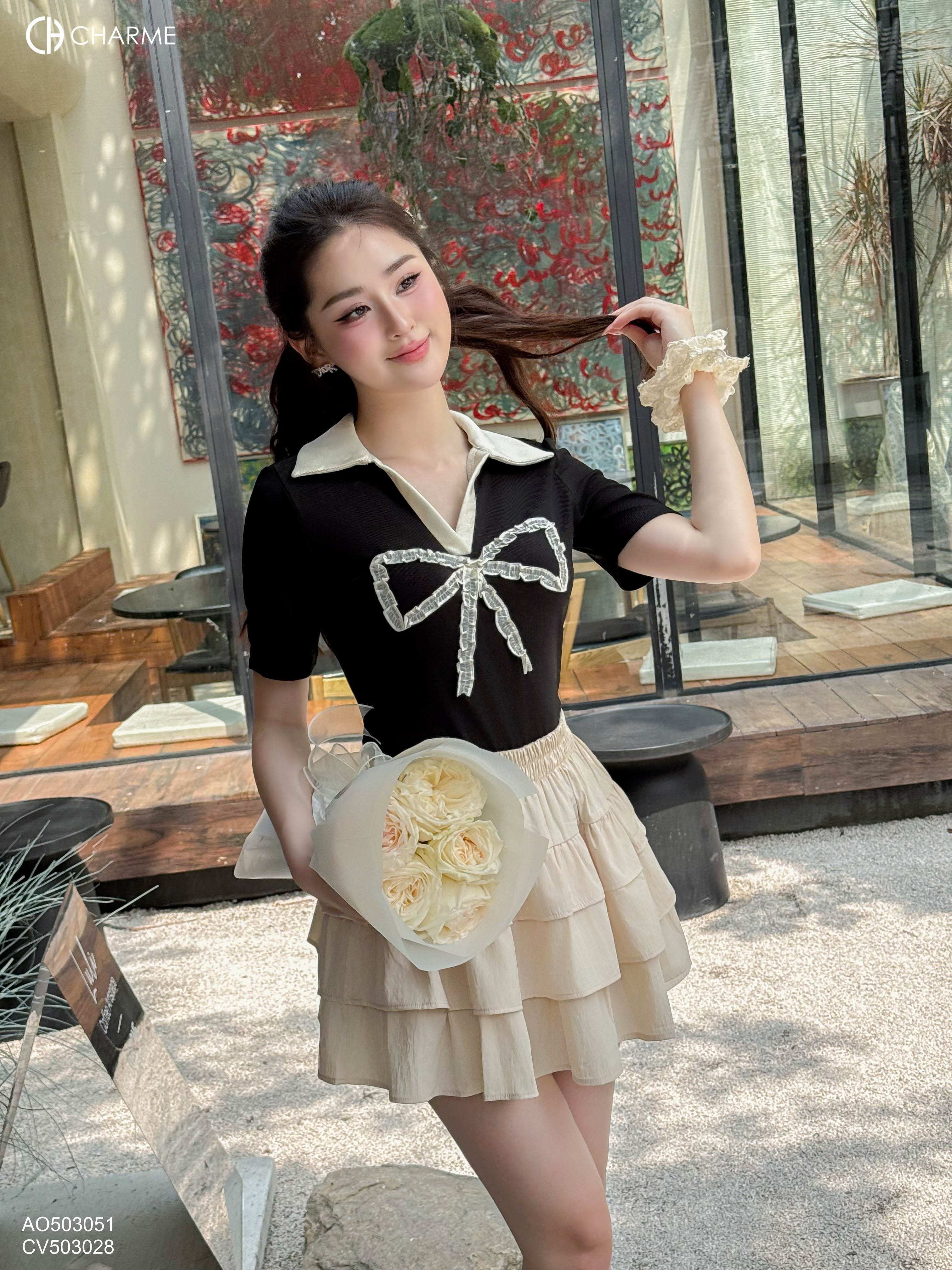 Áo cổ V phối nơ ngực_thumbnail_2