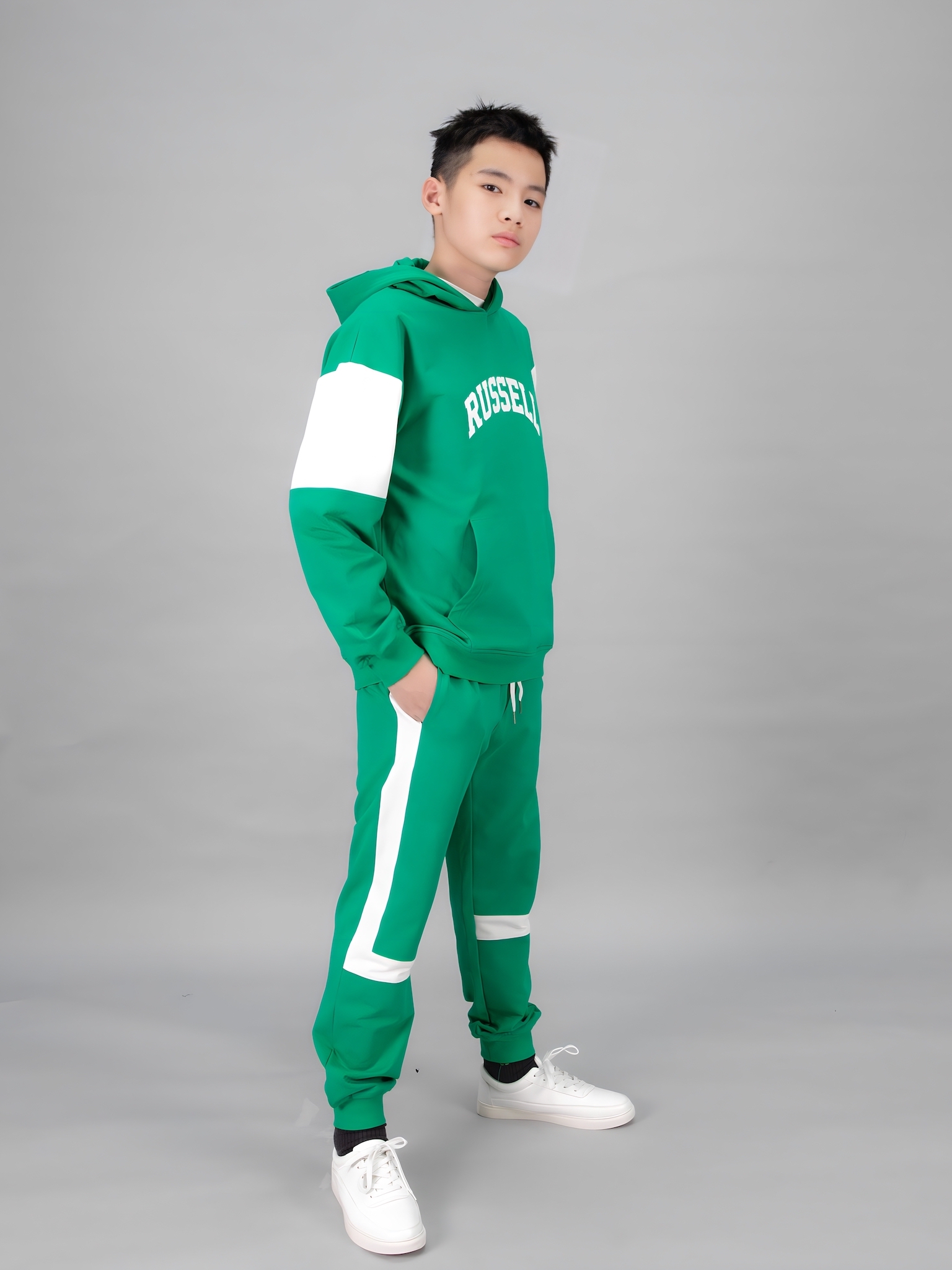 Áo nỉ hoodie màu xanh lá phối trắng_thumbnail_1