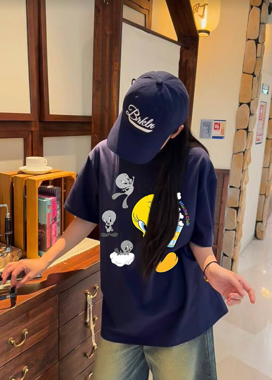 Áo thun nữ form rộng vịt vàng 2111 Miucho vải cotton 4c 220gsm cổ tròn in mix_thumbnail_4