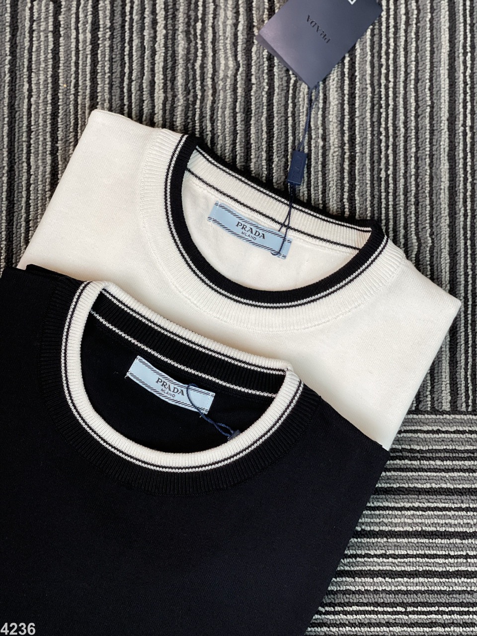 ÁO LEN CỘC TAY PRADA MILANO_thumbnail_5