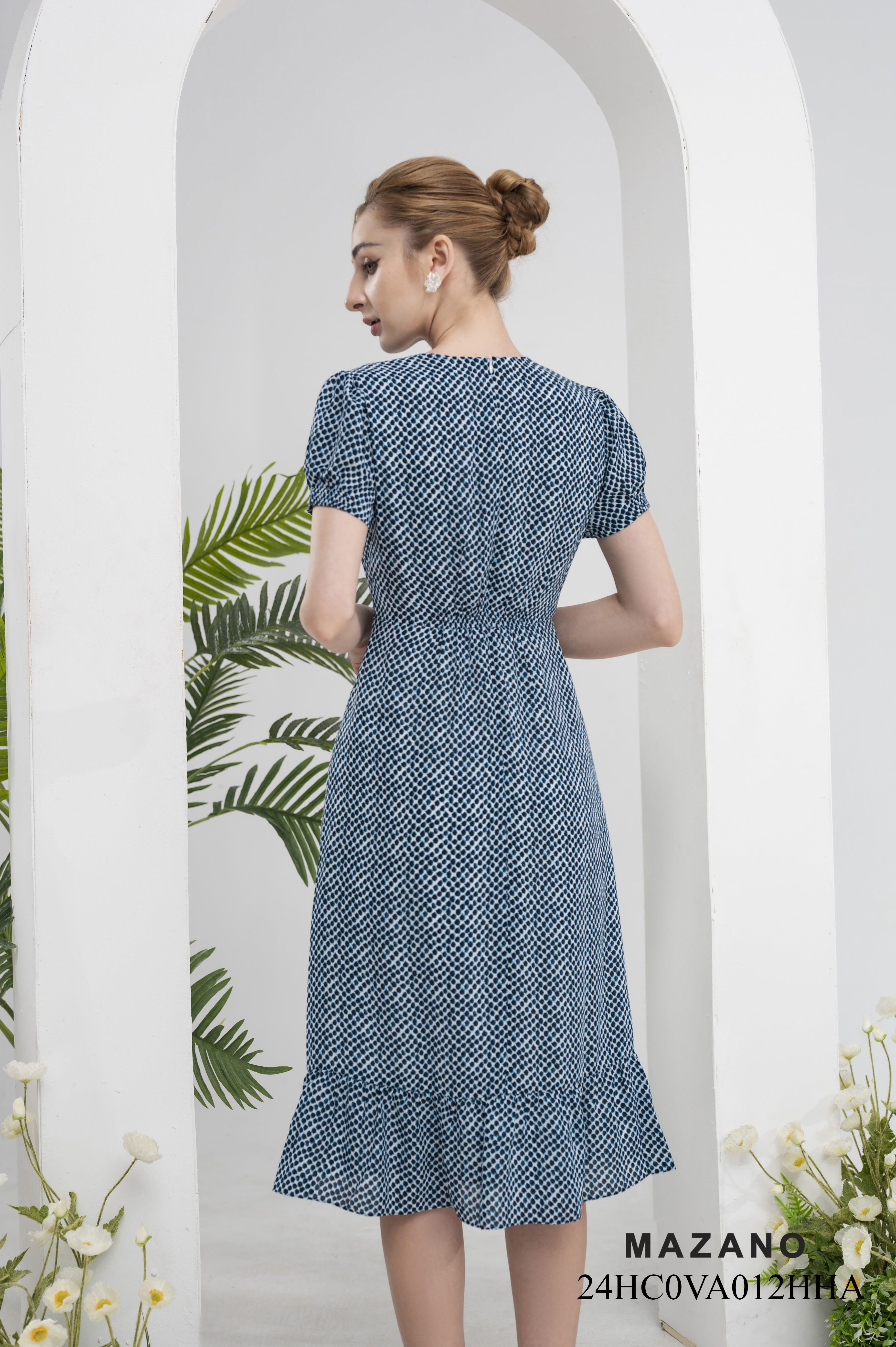 Đầm dạo phố nhún eo chân bèo rủ_thumbnail_3