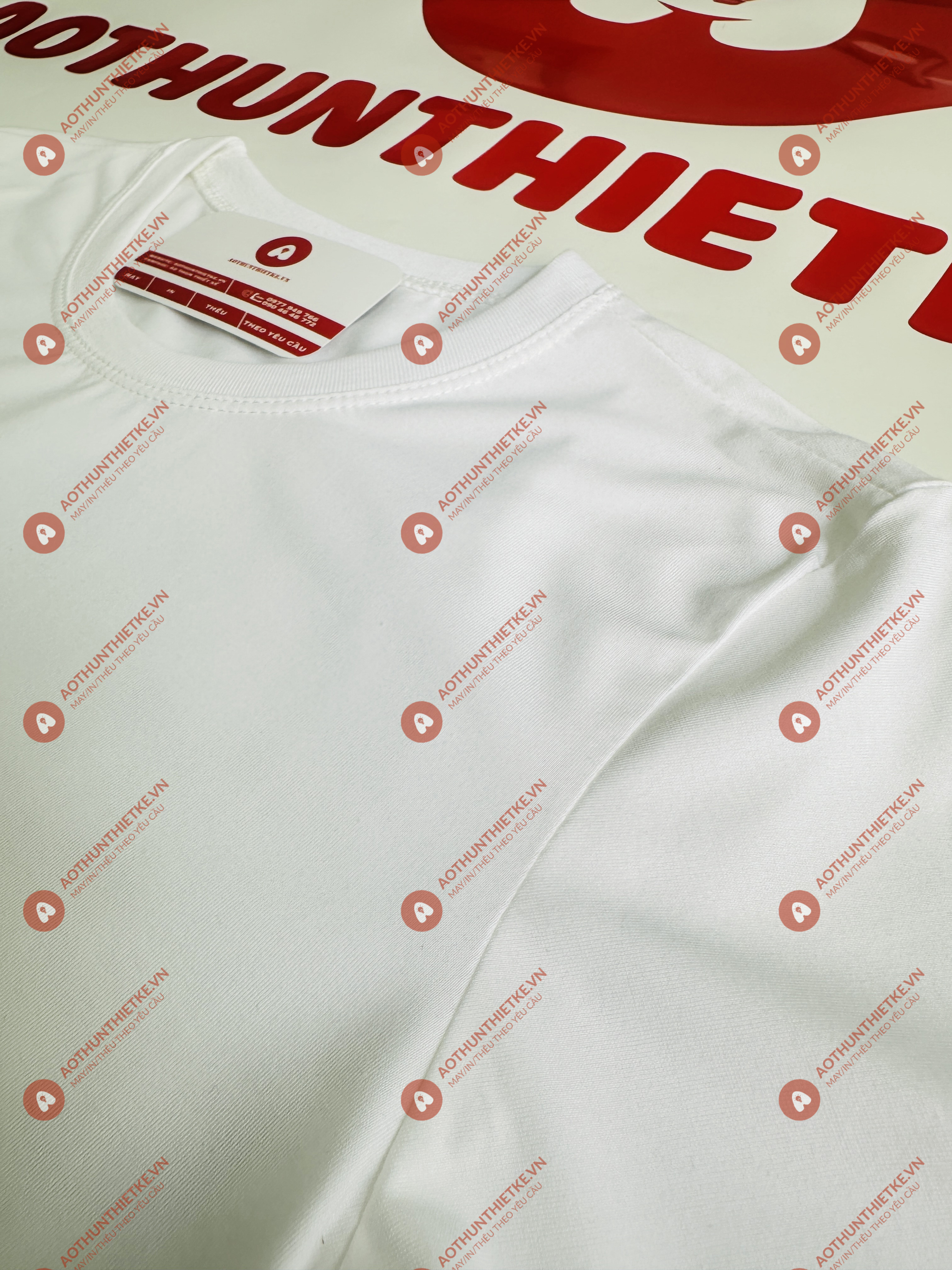 Áo Đồng Phục Cổ Tròn Trắng