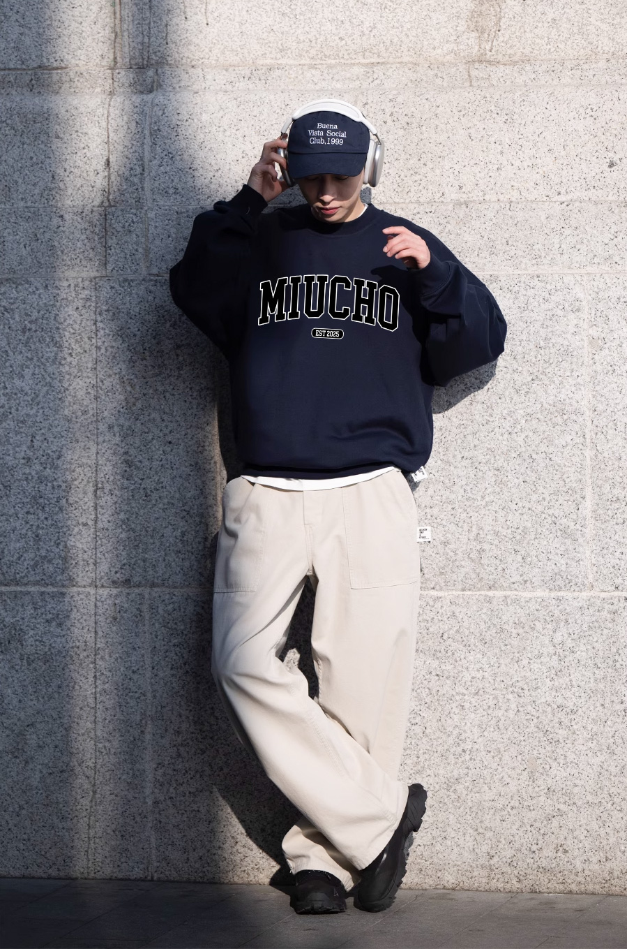 Áo sweater nam form boxy 1915 Miucho Club cổ tròn vải nỉ bông 350 GSM dày dặn in mix_thumbnail_4