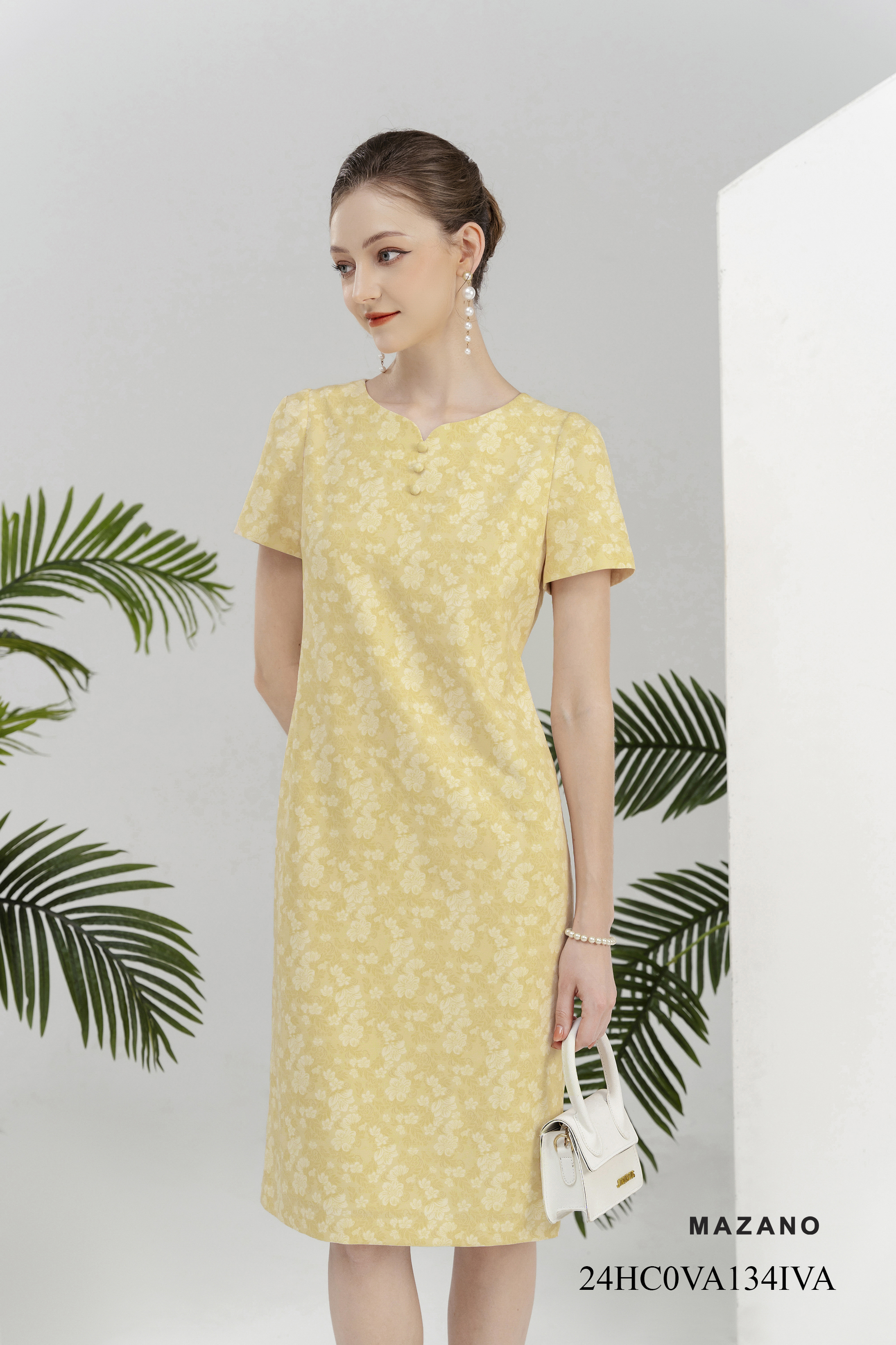 Đầm suông họa tiết in chìm 134IVA_thumbnail_3