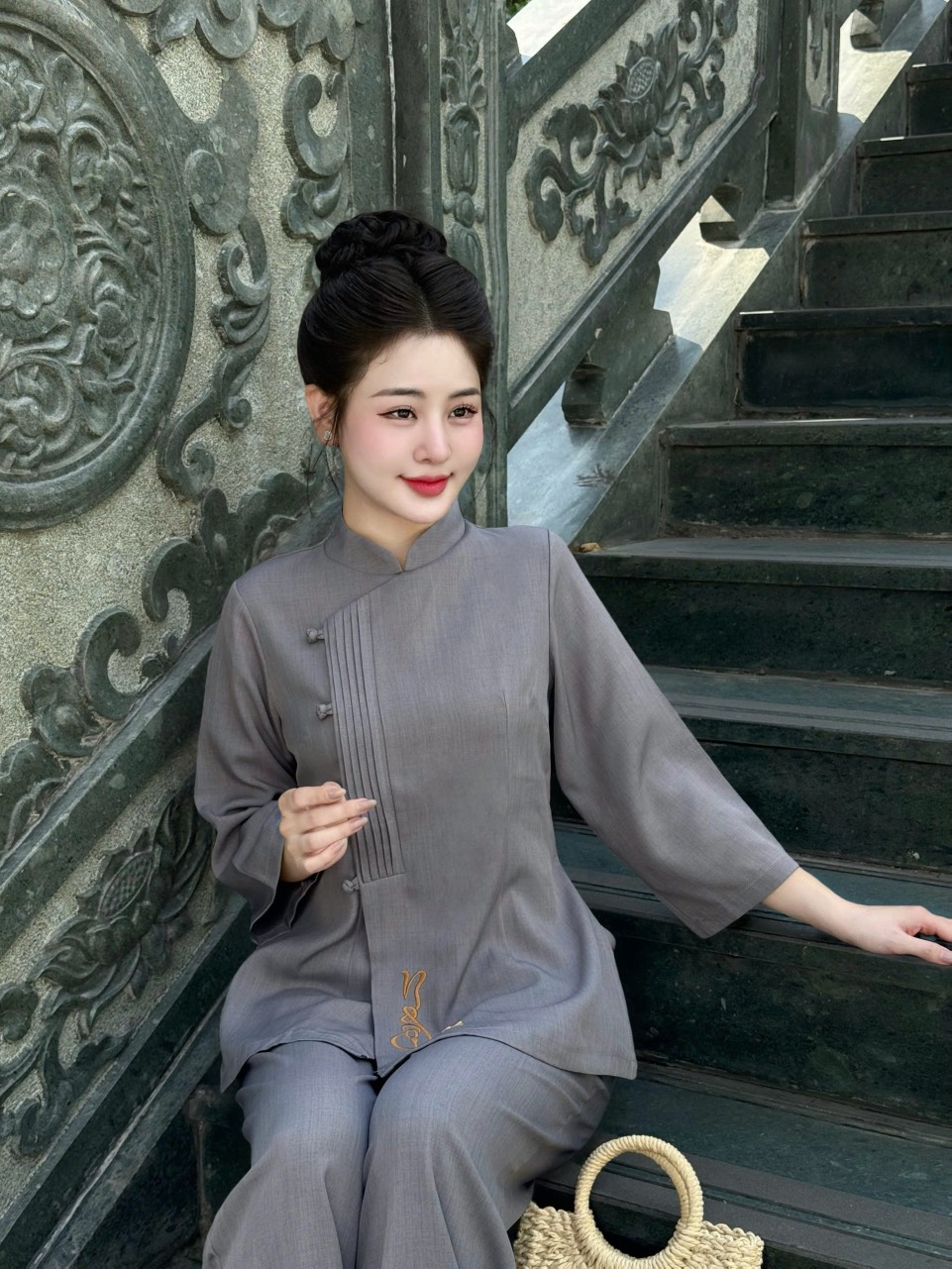 PP344 TINH NHI đồ lam thêu chữ Ngộ_thumbnail_11