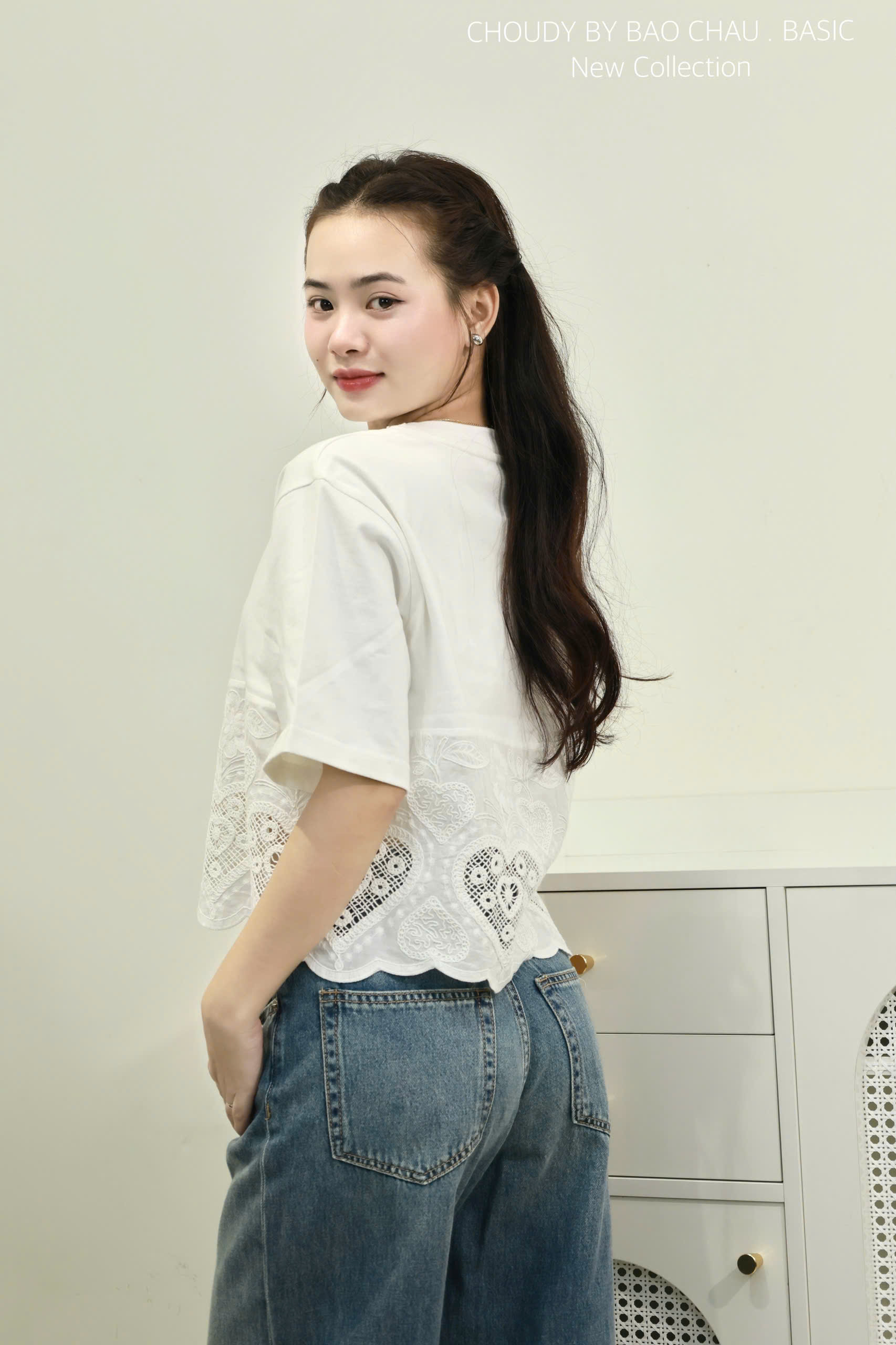 U755 ÁO THUN PHỐI REN TRẮNG_thumbnail_9