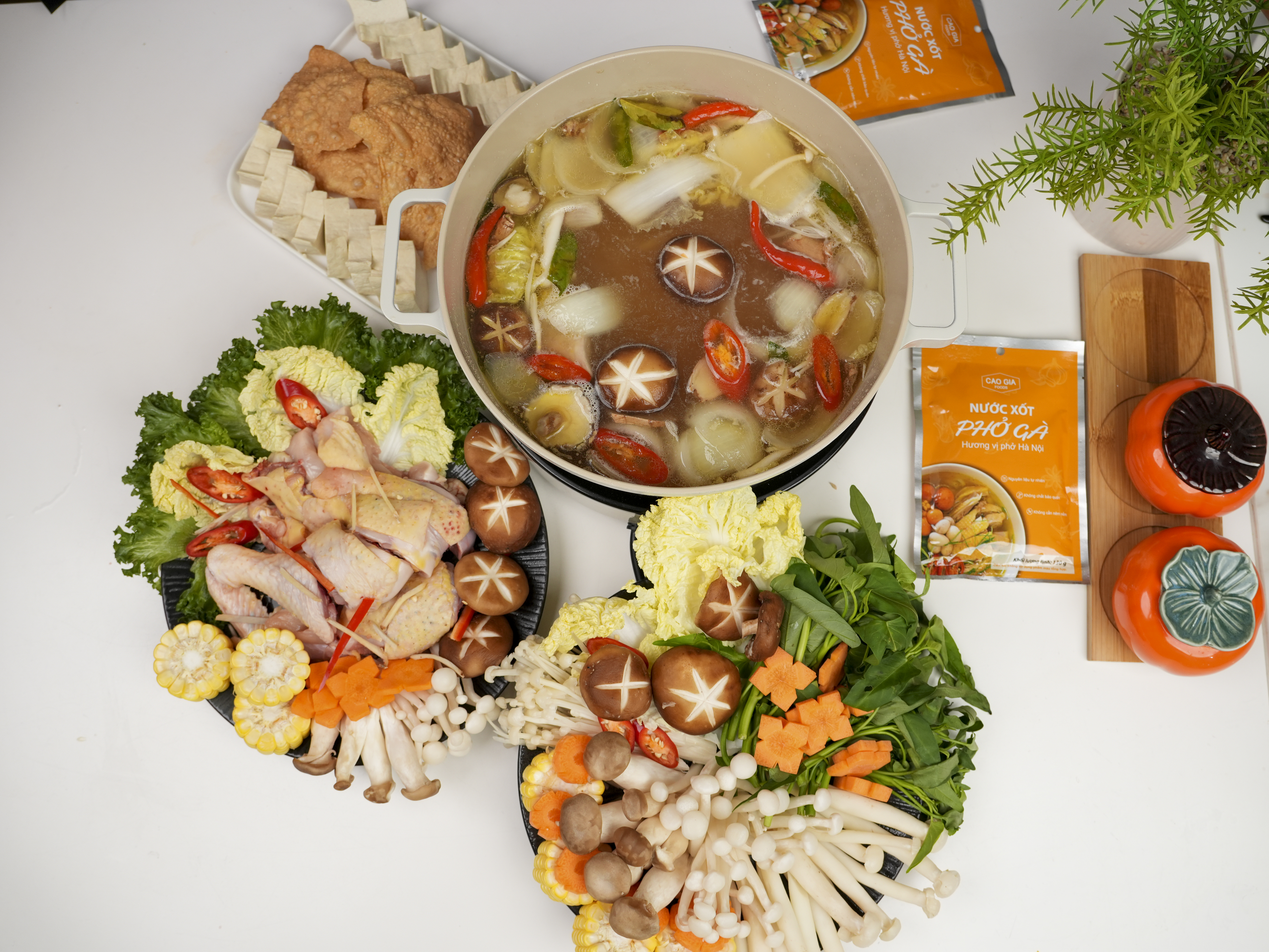 Hướng Dẫn Nấu Lẩu Gà Và Nước Chấm Lẩu